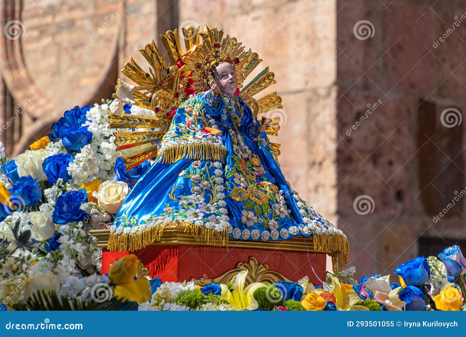 the sculpture of the baby jesus named niÃ±o viajero, ecuador