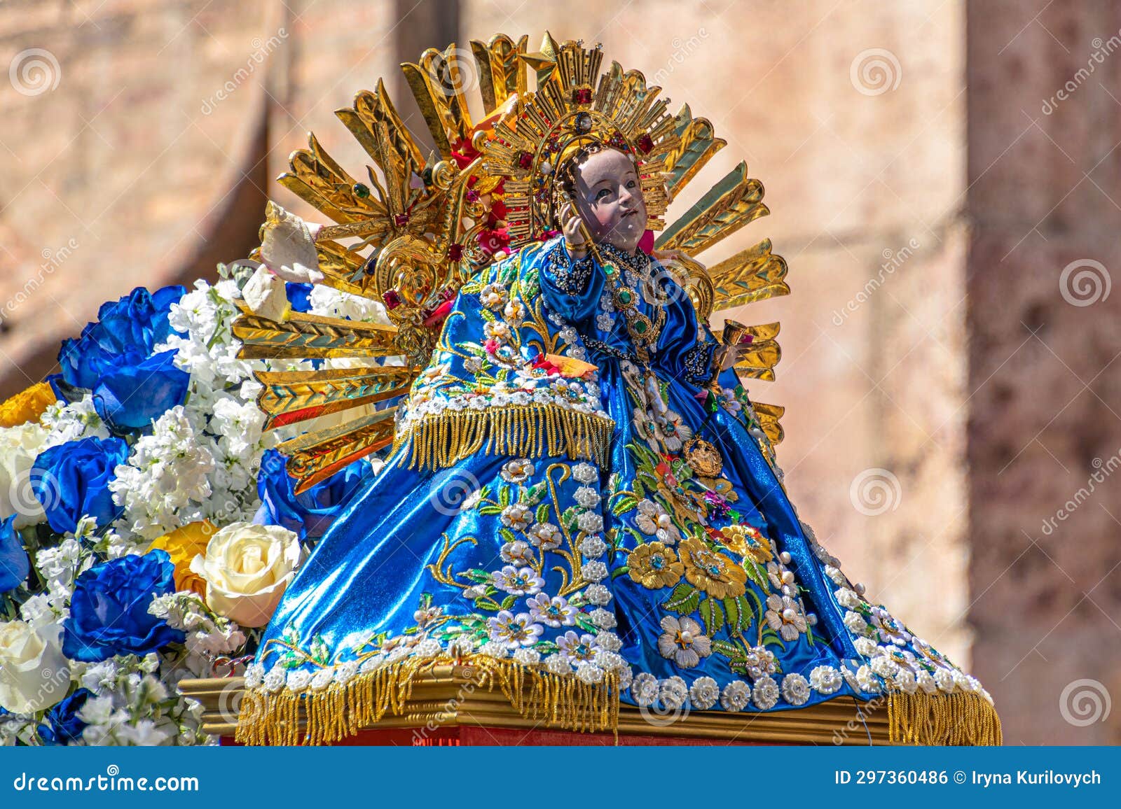 the sculpture of the baby jesus named niÃ±o viajero, ecuador