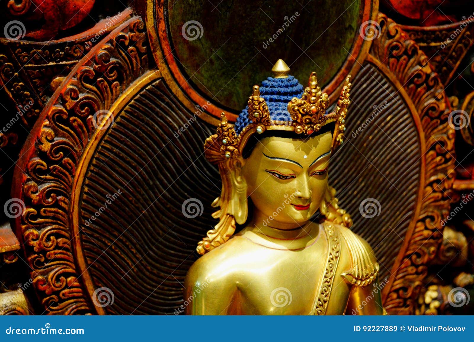 sculpture of the buddha shakyamuni.