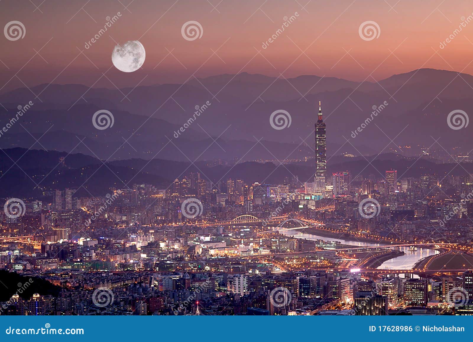 Scènes de nuit de la ville de Taïpeh, Taiwan. Scènes de nuit de la ville de Taïpeh, de Taiwan pour le fond ou de d'autres utilisation de but