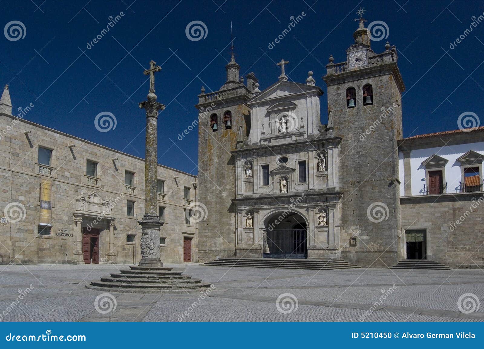 se cathedral of viseu. portuga