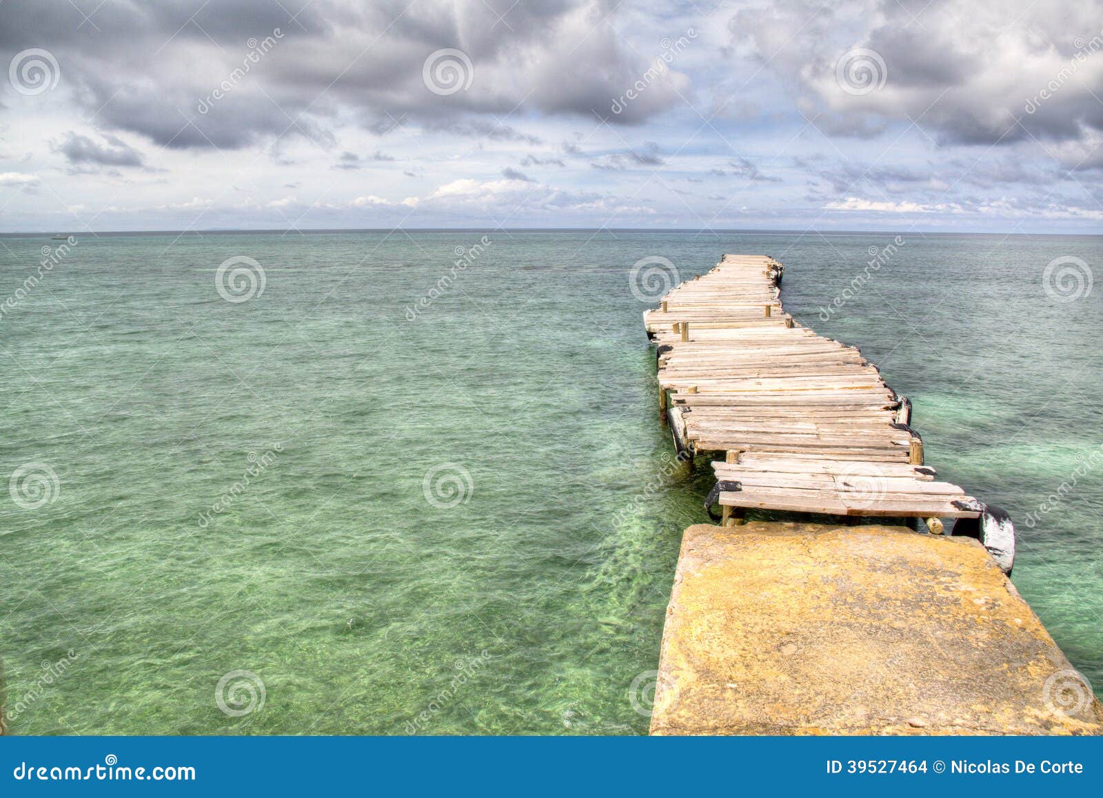 sea at islas san bernardo