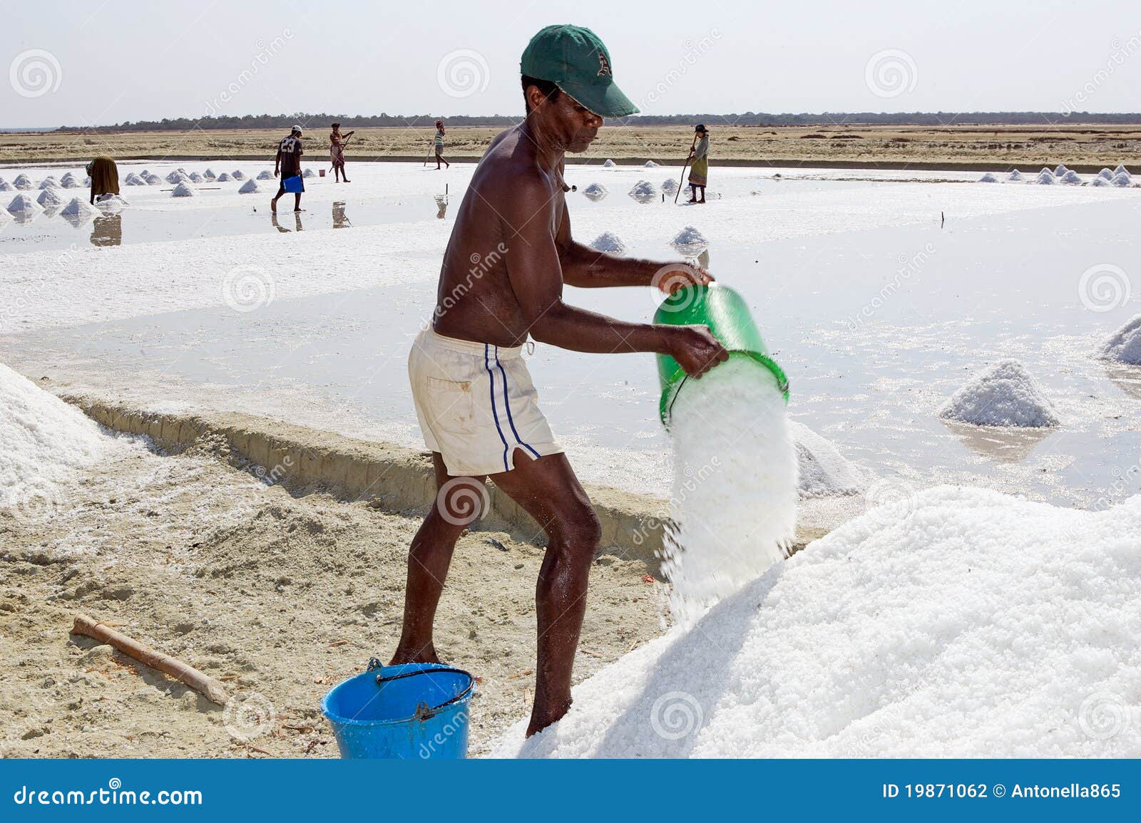 Sea salt harvesting editorial photography. Image of malagasy 19871062