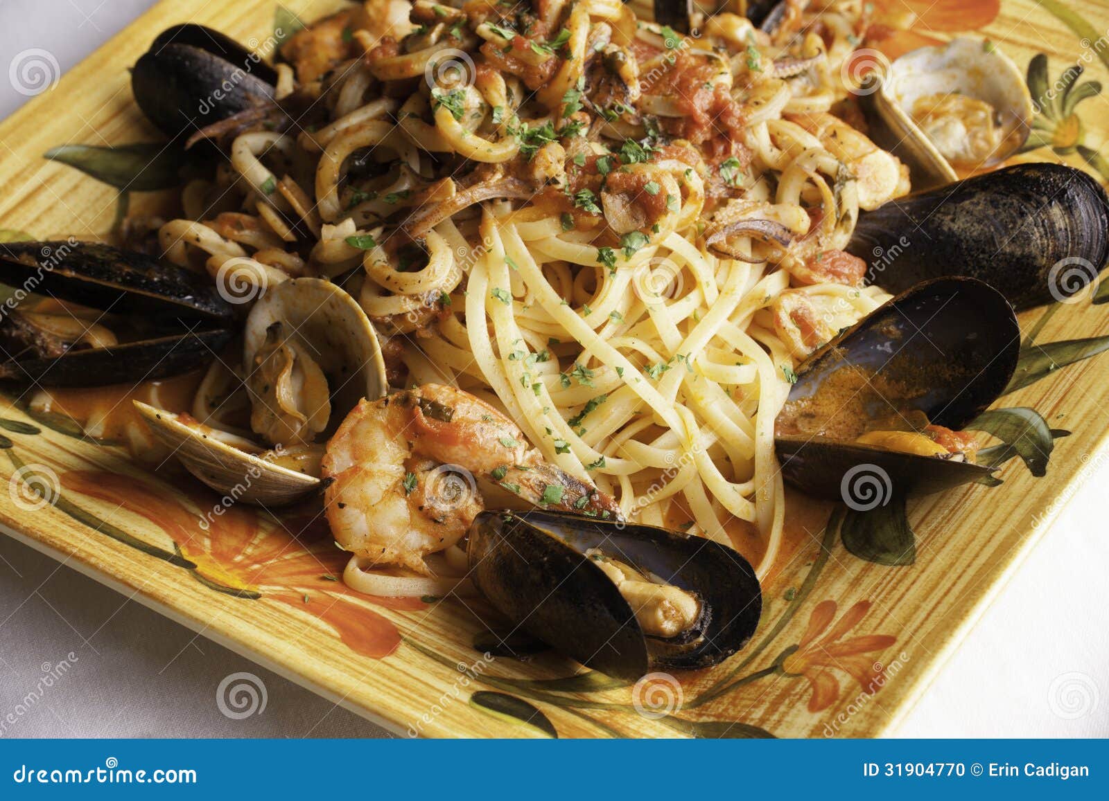 seafood fra diavolo with linguine