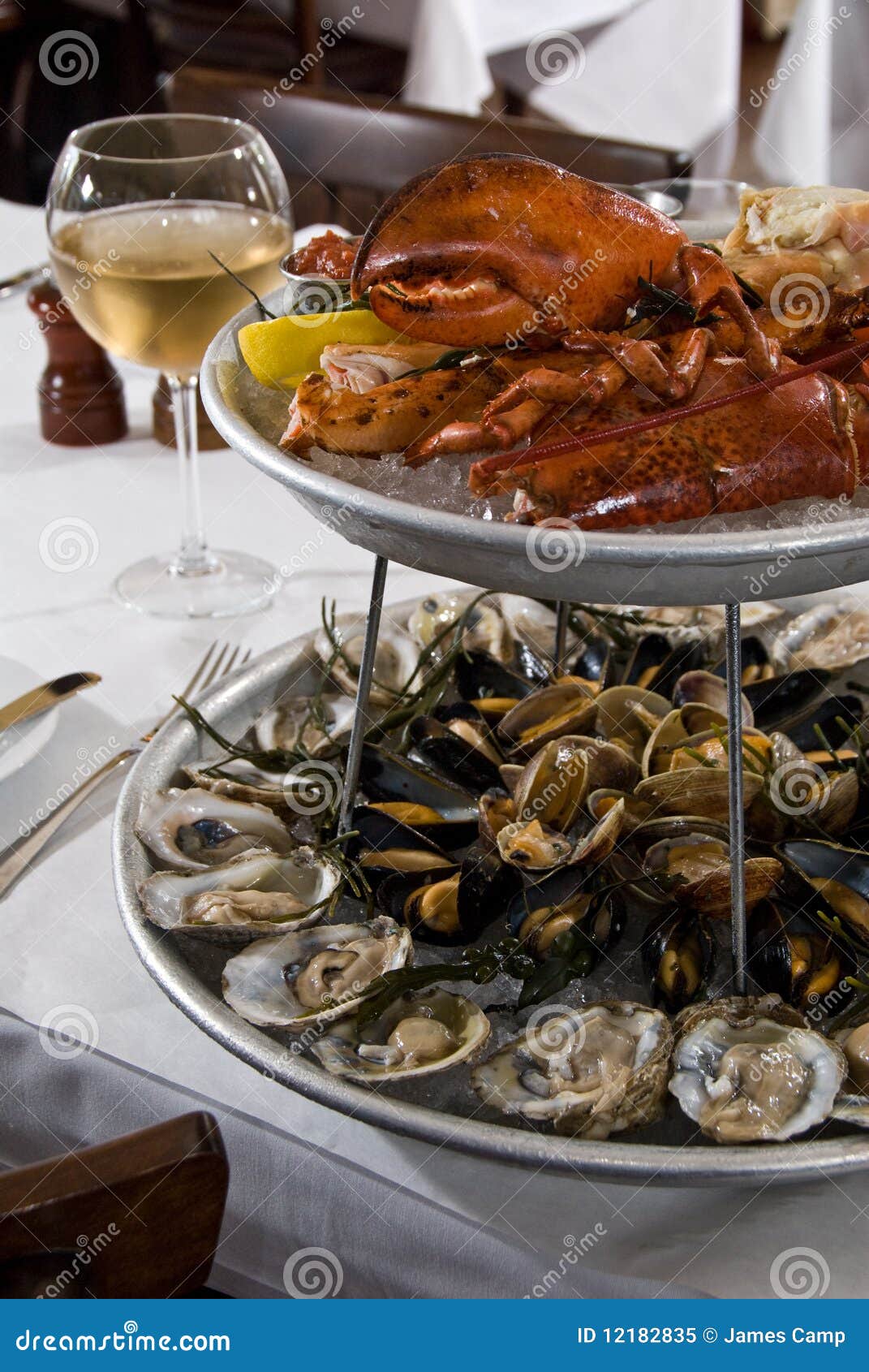 Seafood platter for two stock image. Image of wine, lemon 12182835