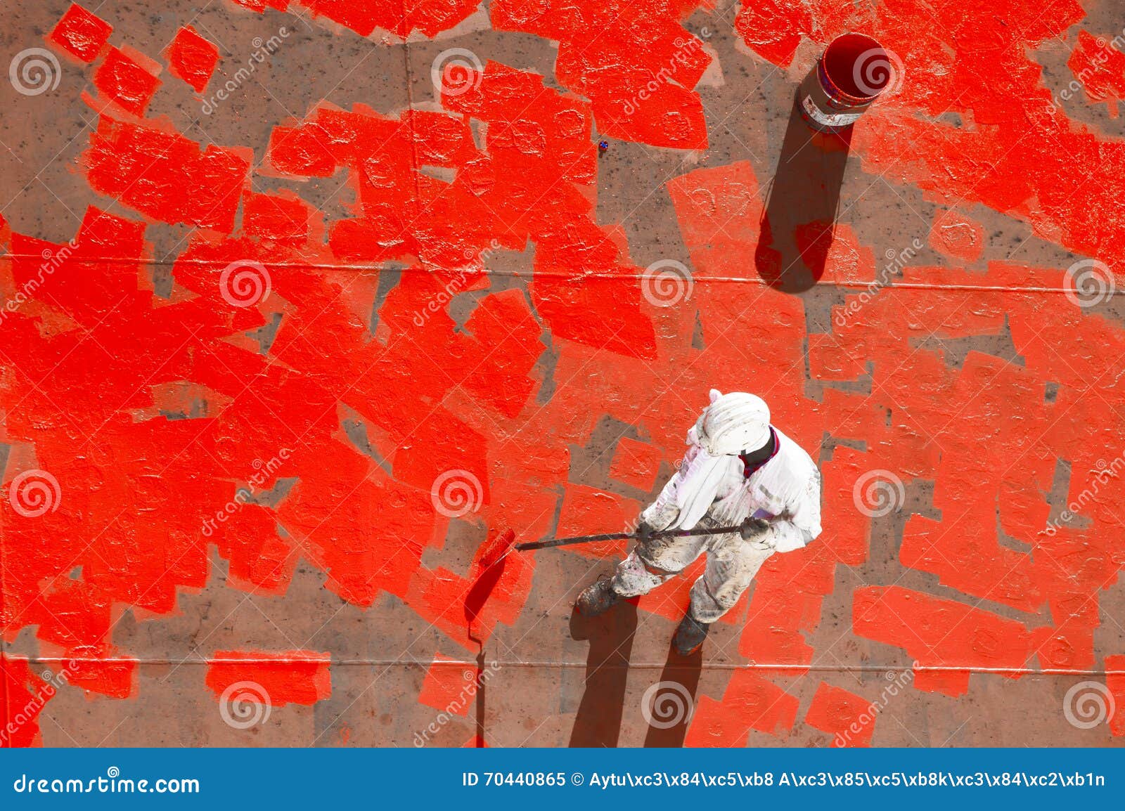 Seaman Painting His Ship joven. Seaman Painting His Ship During joven el paso en Océano Atlántico