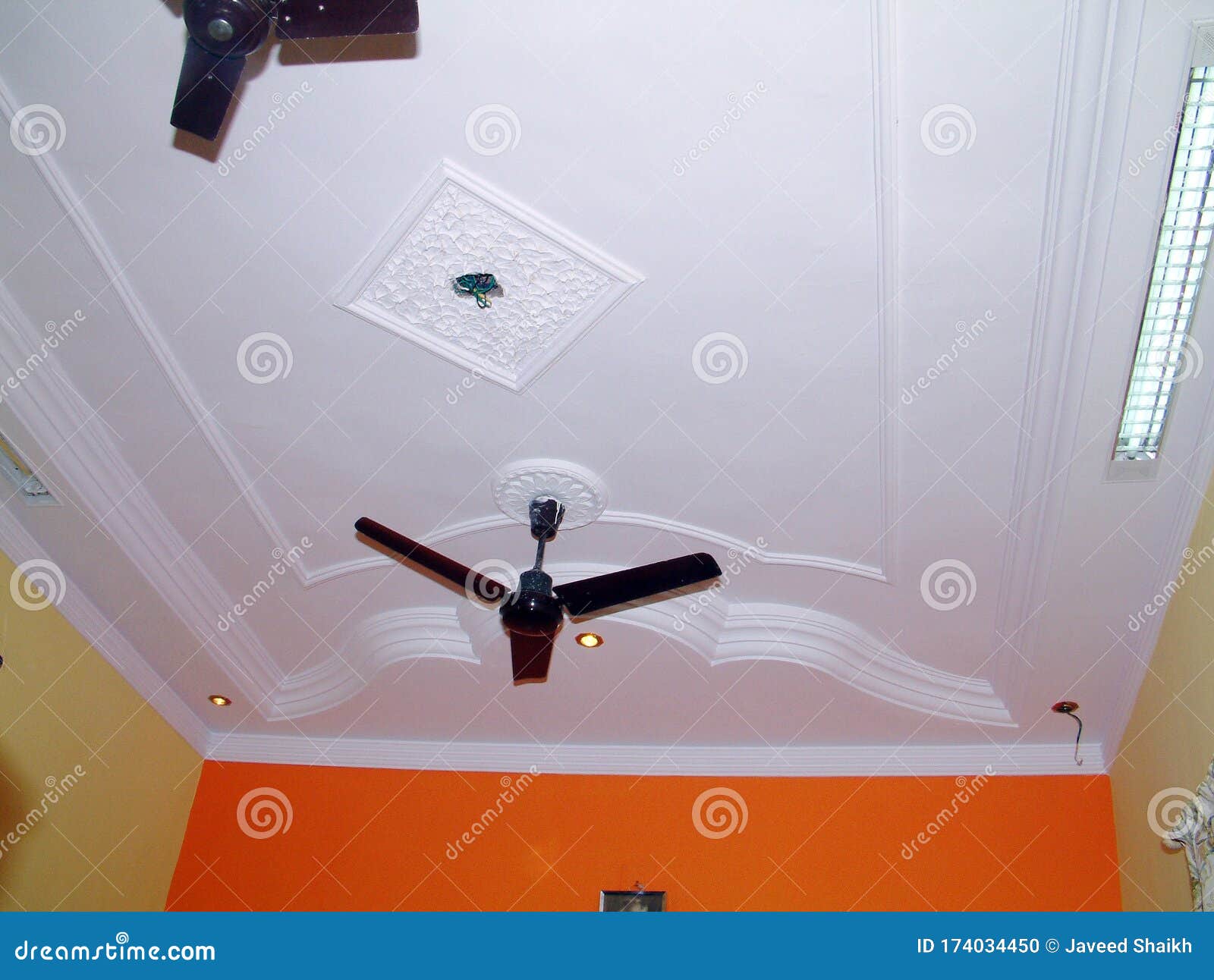 guitar tag på sightseeing Link Search Results Images for Pop Ceiling Design - Some Creative Interior Design  Ideas Stock Photo - Image of living, size: 174034450