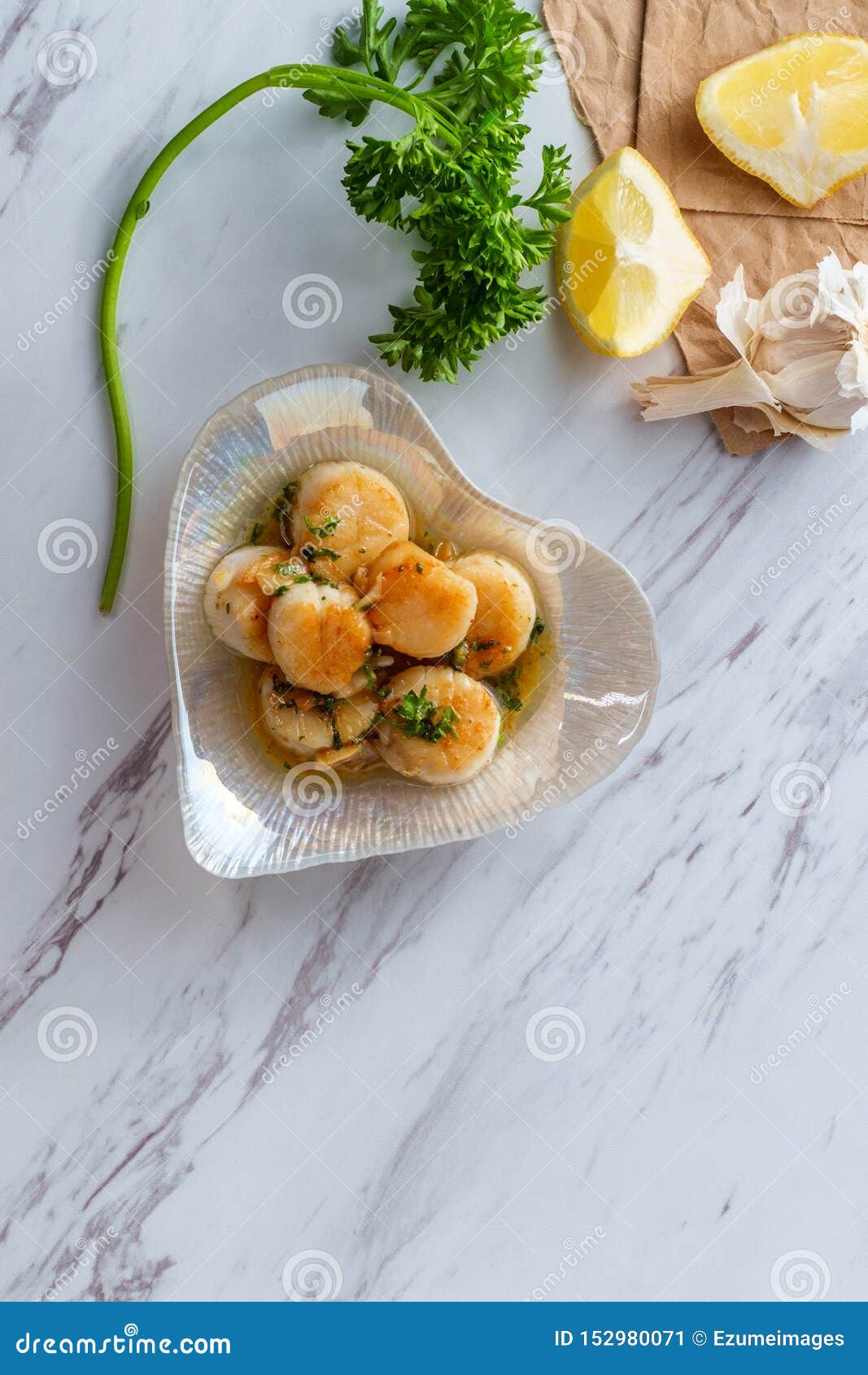 Seared Portuguese Garlic Scallops Stock Image - Image of fried, diet ...