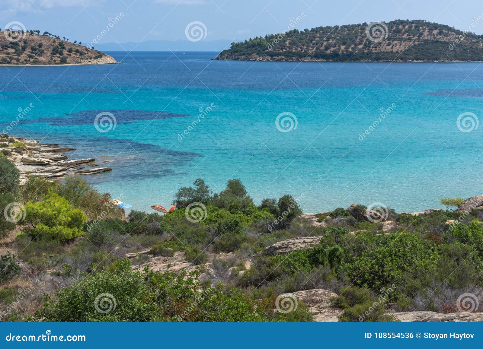 Seascape of Lagonisi Beach at Sithonia Peninsula, Chalkidiki, Greece ...