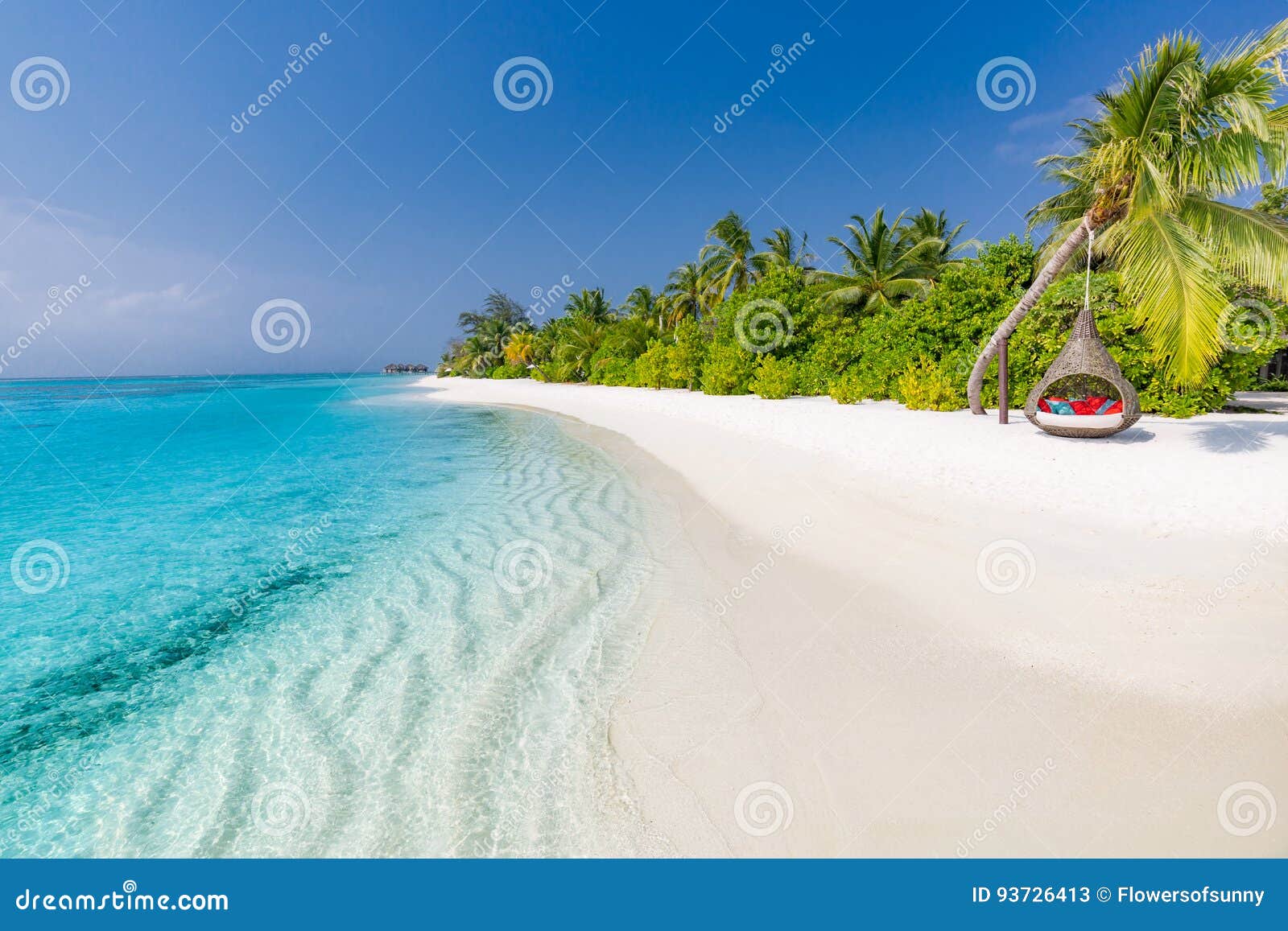 https://thumbs.dreamstime.com/z/seashell-do-scallop-na-cor-de-rosa-paisagem-bonita-da-praia-cena-tropical-da-natureza-palmeiras-e-c%C3%A9u-azul-conceito-das-f%C3%A9rias-93726413.jpg