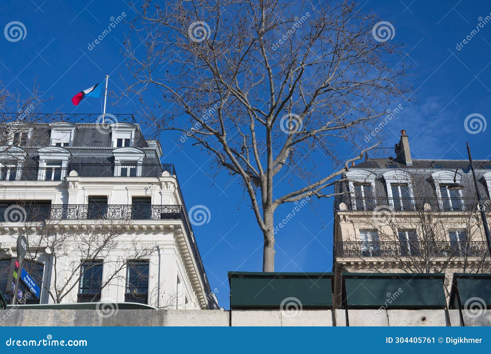 Second Hand Book Stores Along The Seine River Stock Image Image Of second-hand-book-stores-along-the-seine-river-stock-image-image-of
