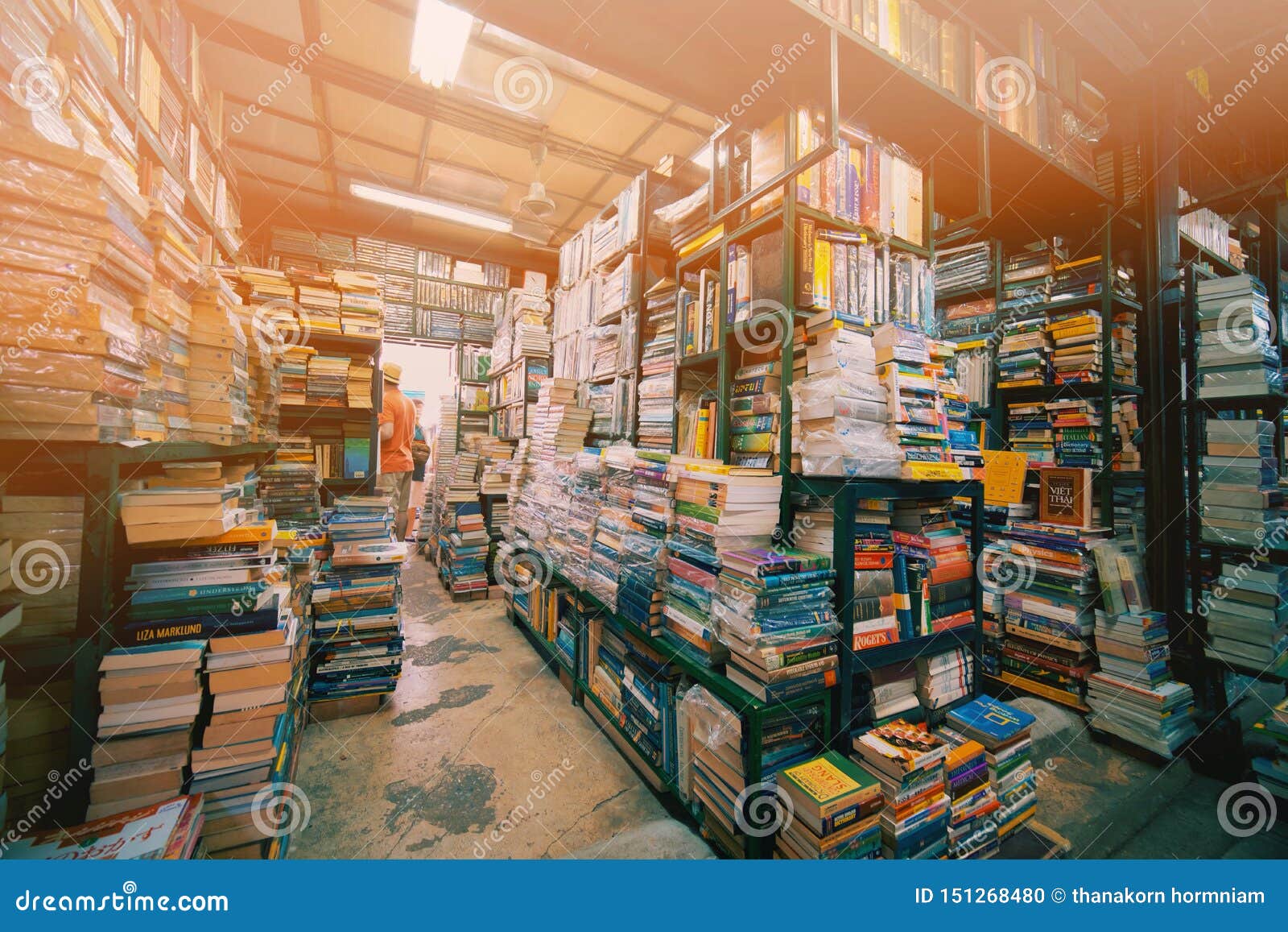 Second Hand Bookstore In Chatuchak Weekend Market Editorial Image