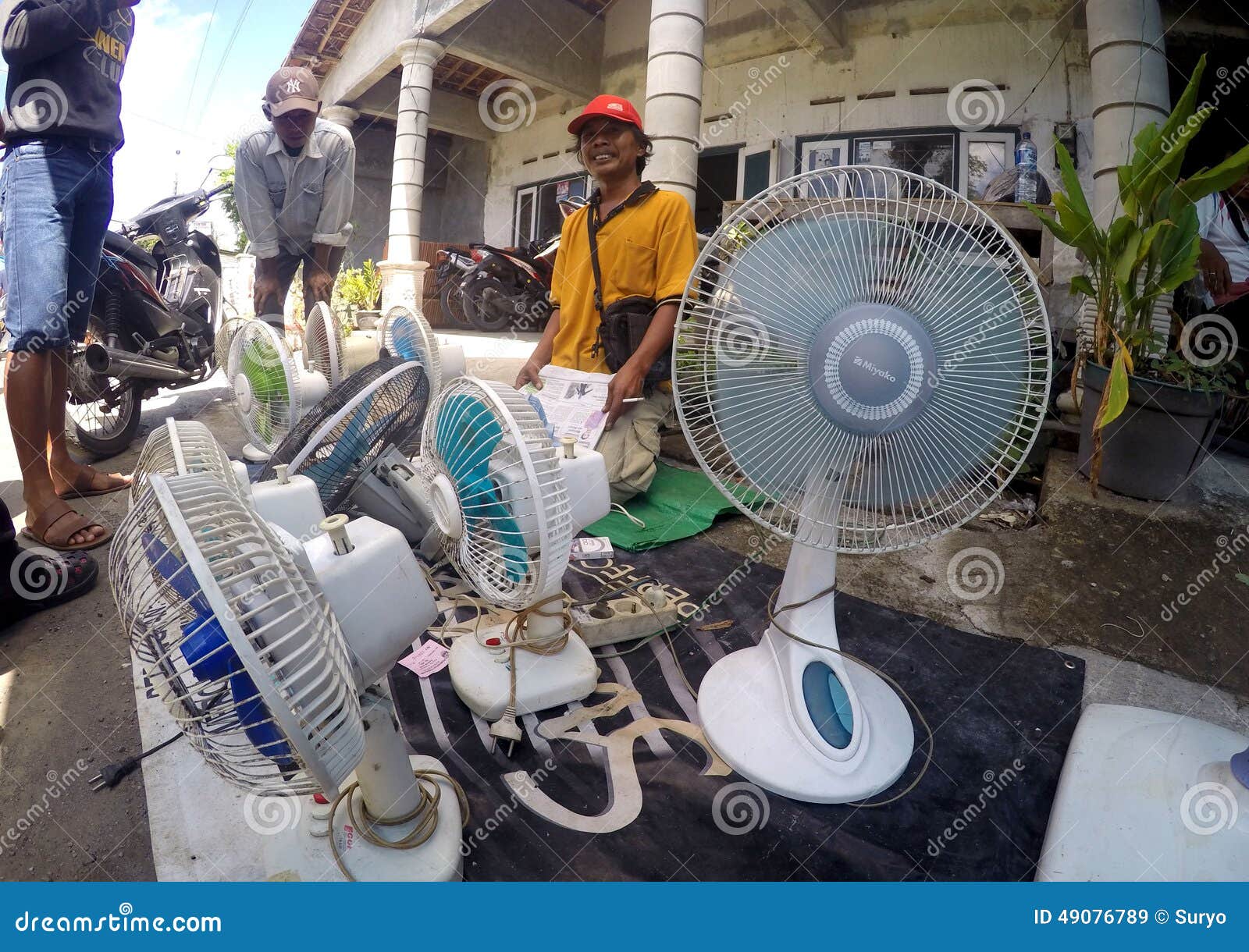 Second hand goods editorial stock image. Image of indonesia 49076789