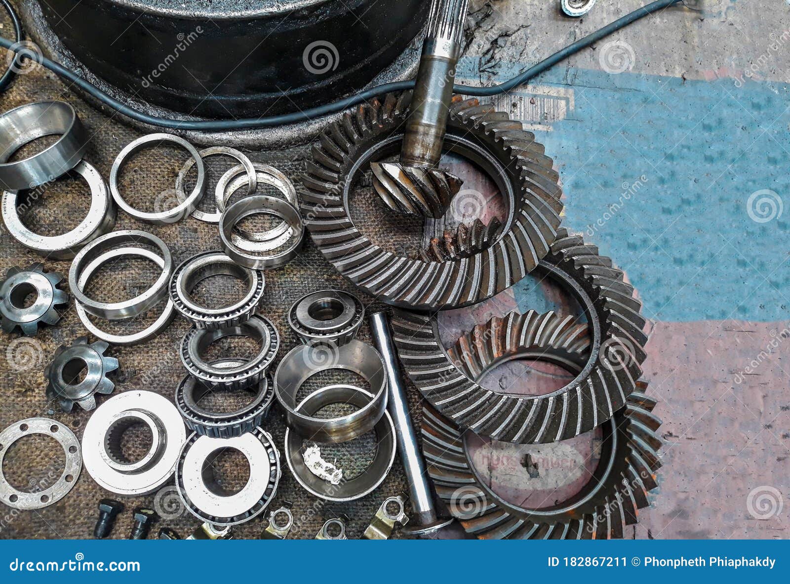 Second hand spare parts stock image. Image of rusty 182867211