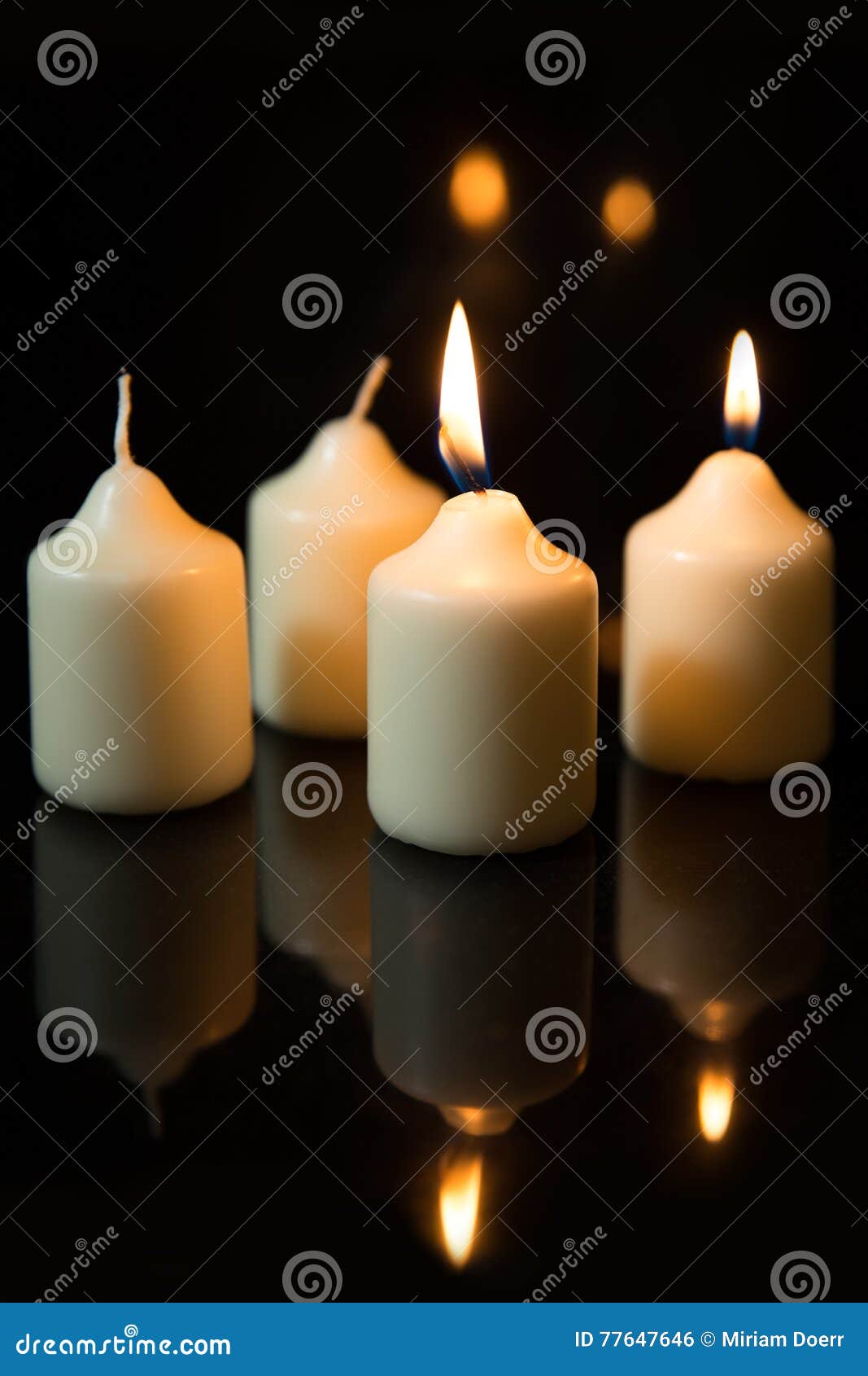 second sunday of advent candle