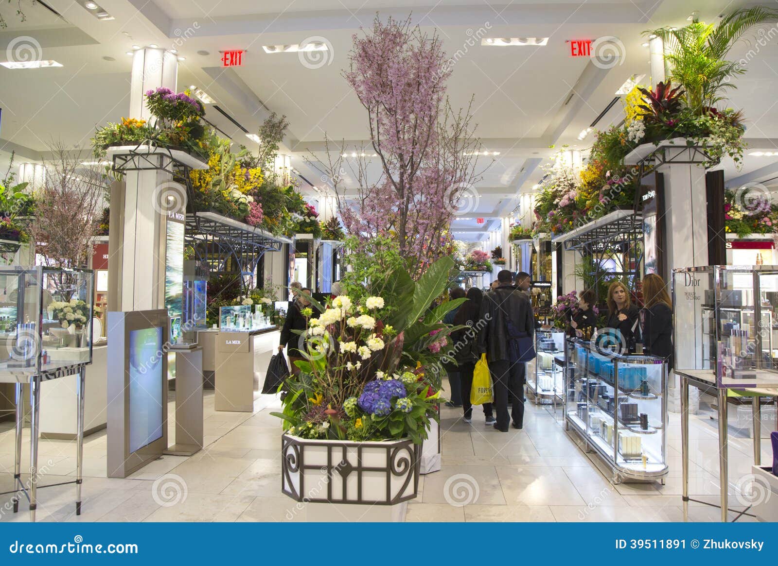 596 Macys Flower Show Stock Photos, High-Res Pictures, and Images - Getty  Images