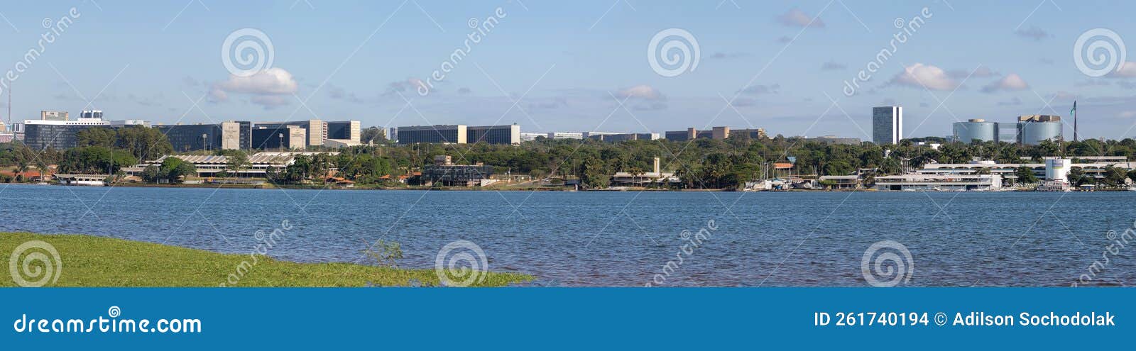 sector of municipalities, stj, tse, tst, banco do brasil, central bank, caixa econÃÂ´mica, national congress. in panoramic scene