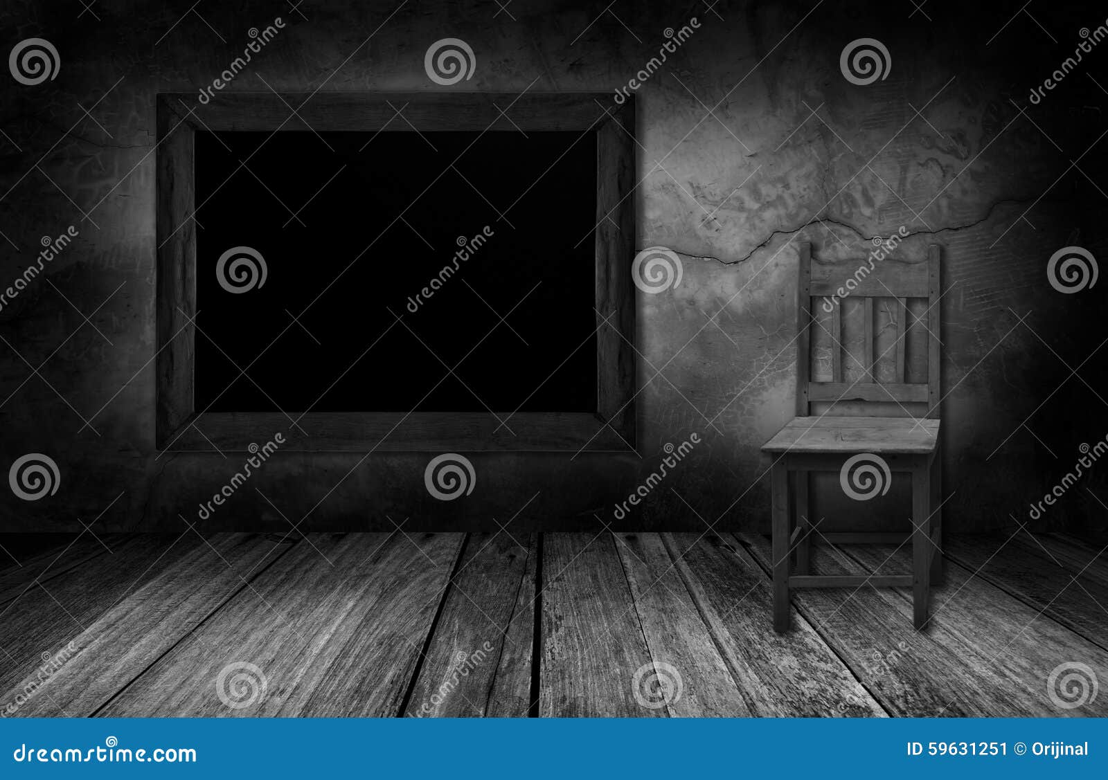 Sedia di legno e della lavagna nella stanza interna con la parete ...