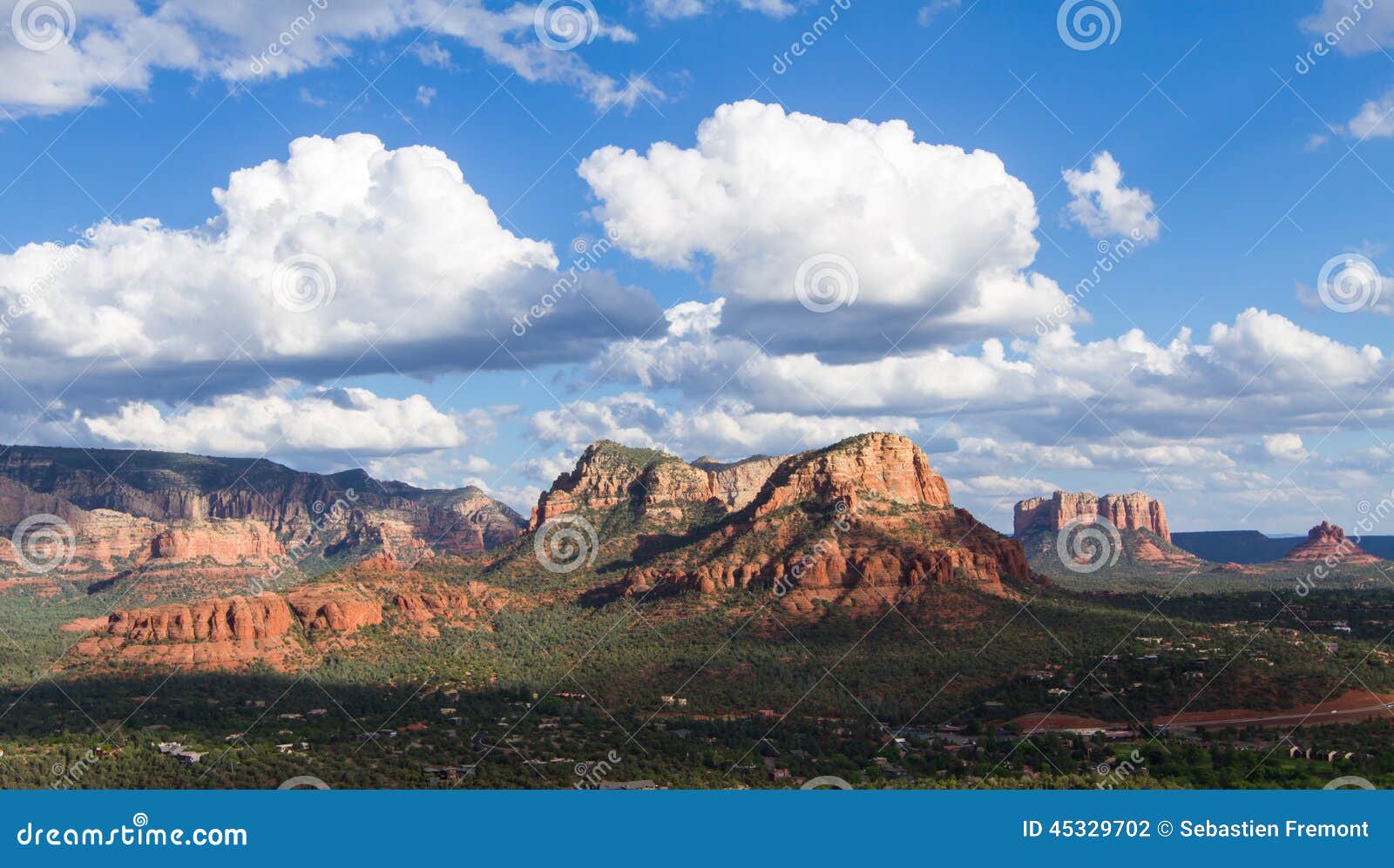 Sedona Valley stock photo. Image of point, home, city 45329702