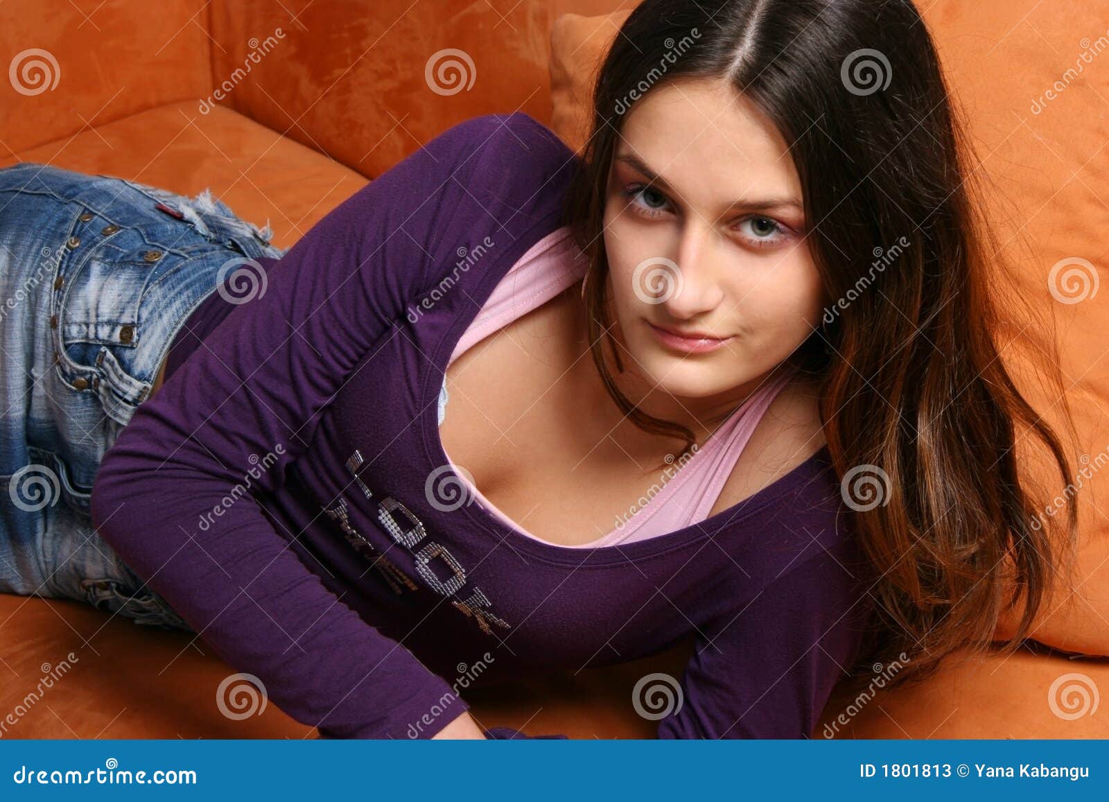 Seducing teen girl Seducing teen girl