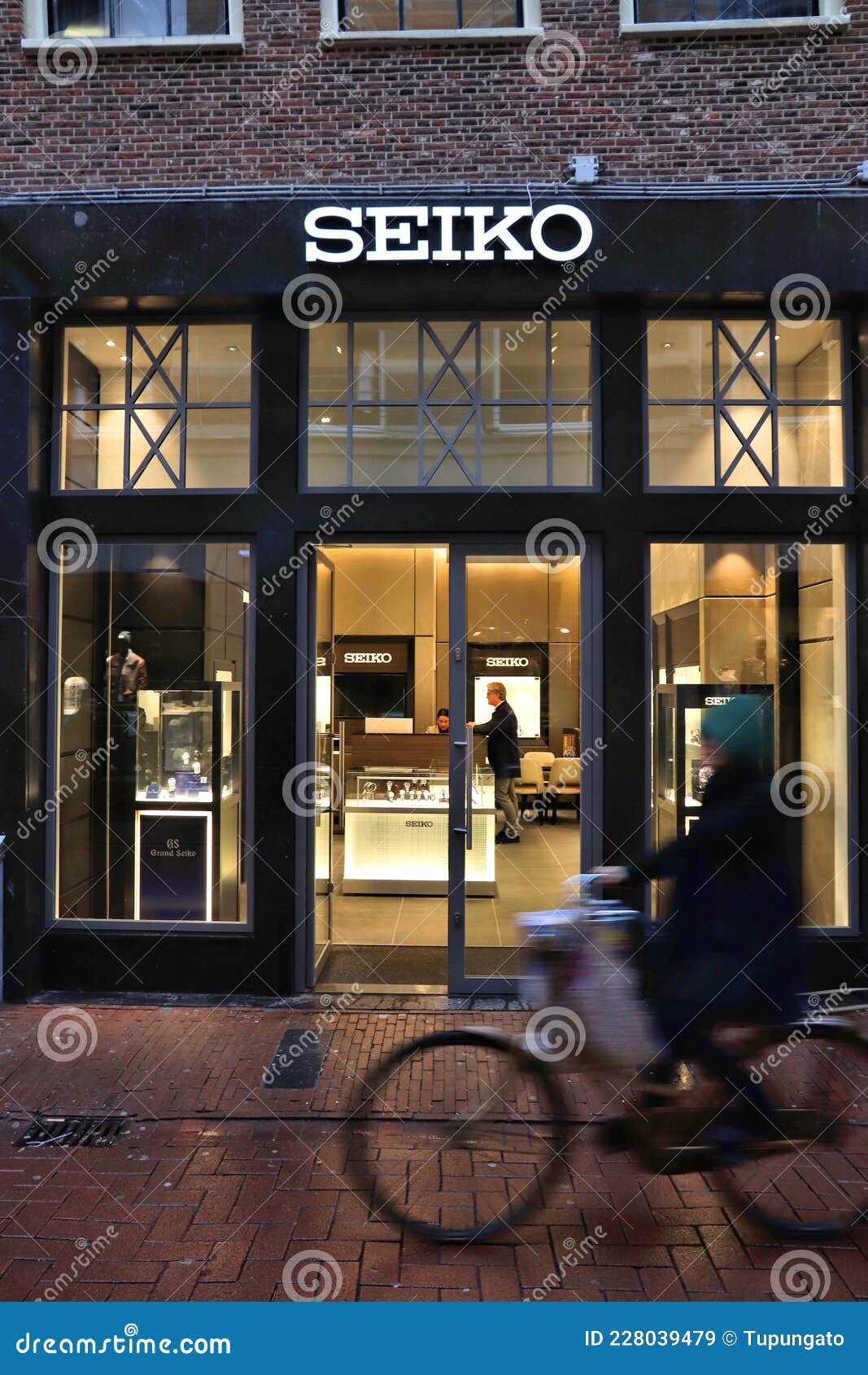 Seiko Watch Store in Europe Editorial Stock Image - Image of shop, town:  228039479