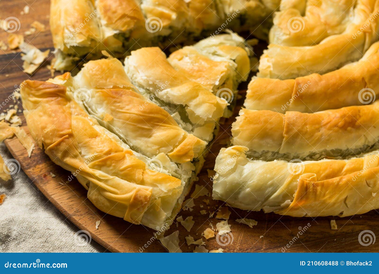 Selbst Gemachter Spinat Und Feta Spanakopita Strudel Stockfoto - Bild ...