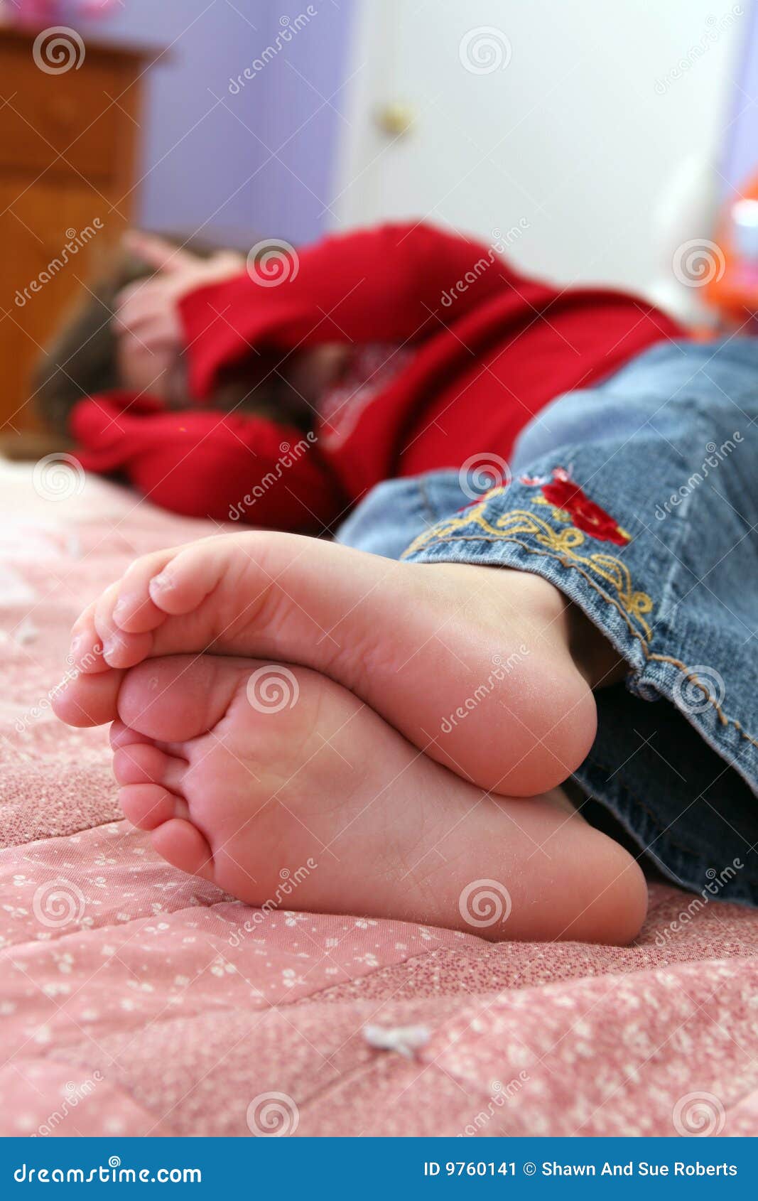 Small Teen Feet