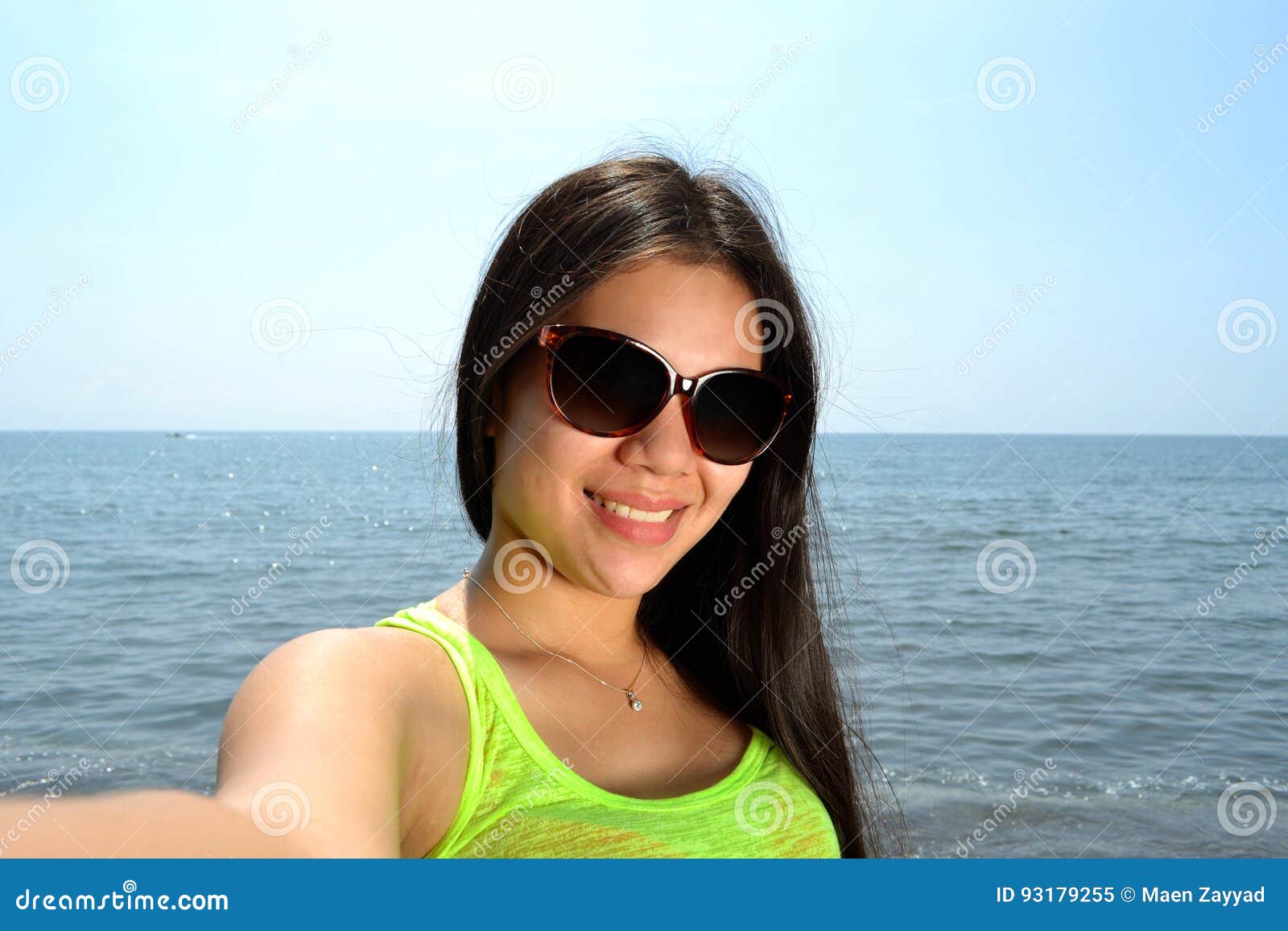 Selfie Auf Dem Strand Stockbild Bild Von Porträt Draussen 93179255