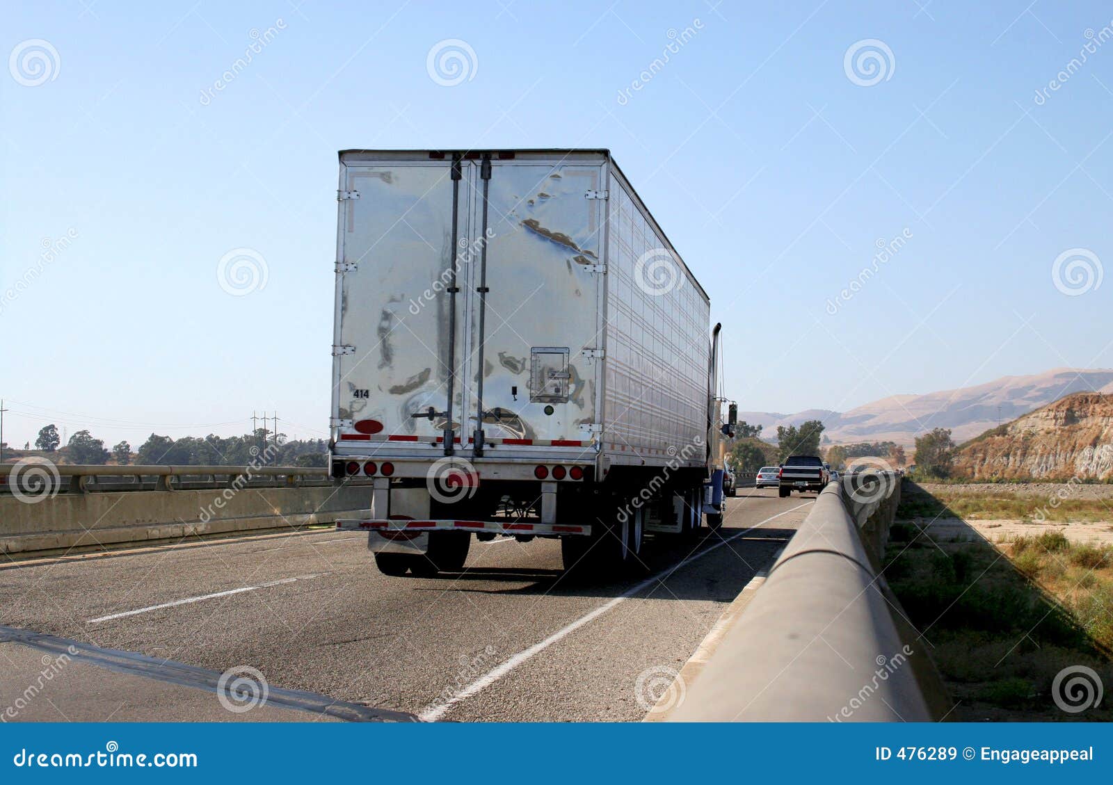 Semi Truck On Freeway Royalty Free Stock Images  Image: 476289
