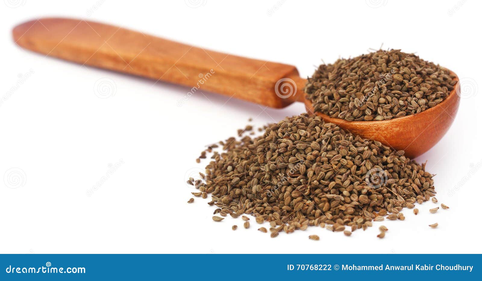 Semillas De Ajwain En Una Cuchara De Madera Foto de archivo Imagen de