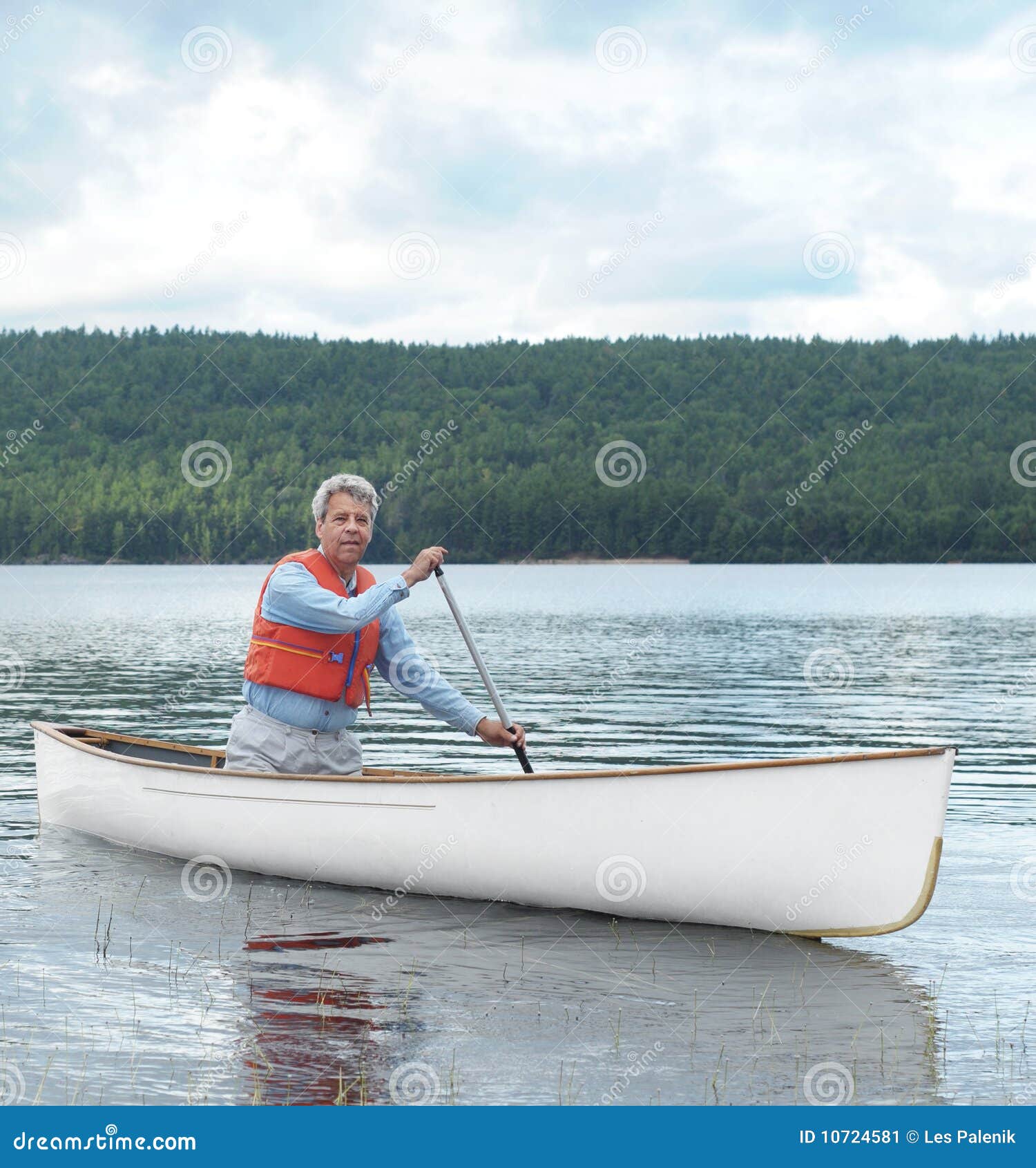 Senior canoe paddler stock image. Image of boat, ontario 10724581