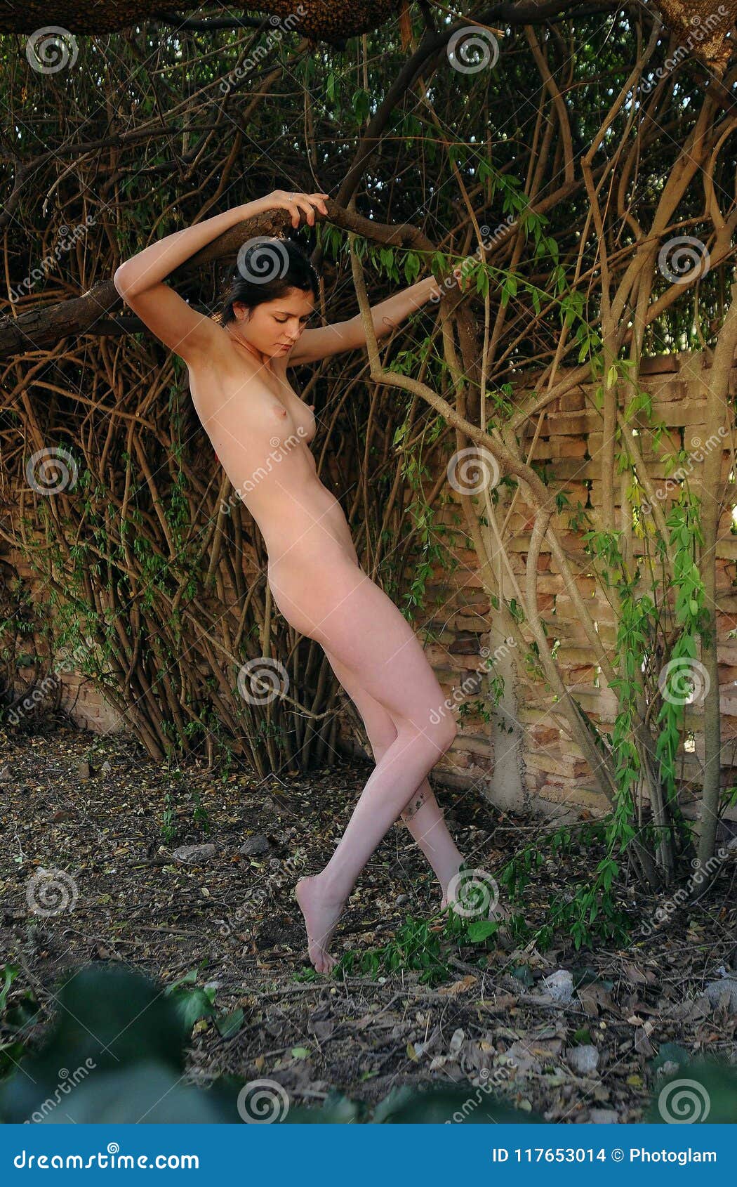 Naked Gypsy Girl