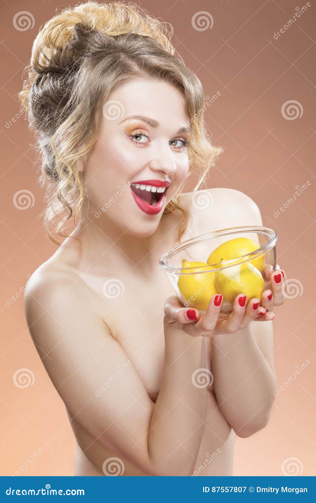 Fruit Nude