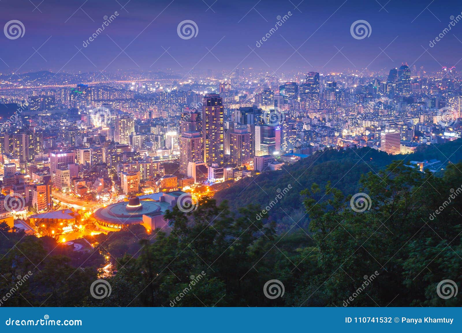 Seoul Stadt Nachts Sudkorea Redaktionelles Stockfotografie Bild Von Seoul Sudkorea