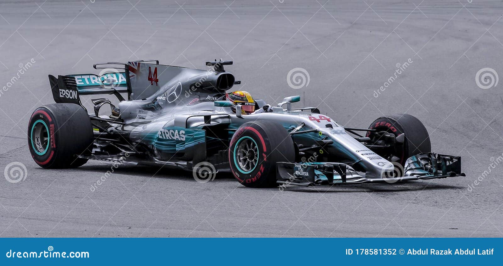 Mercedes amg petronas f1 team