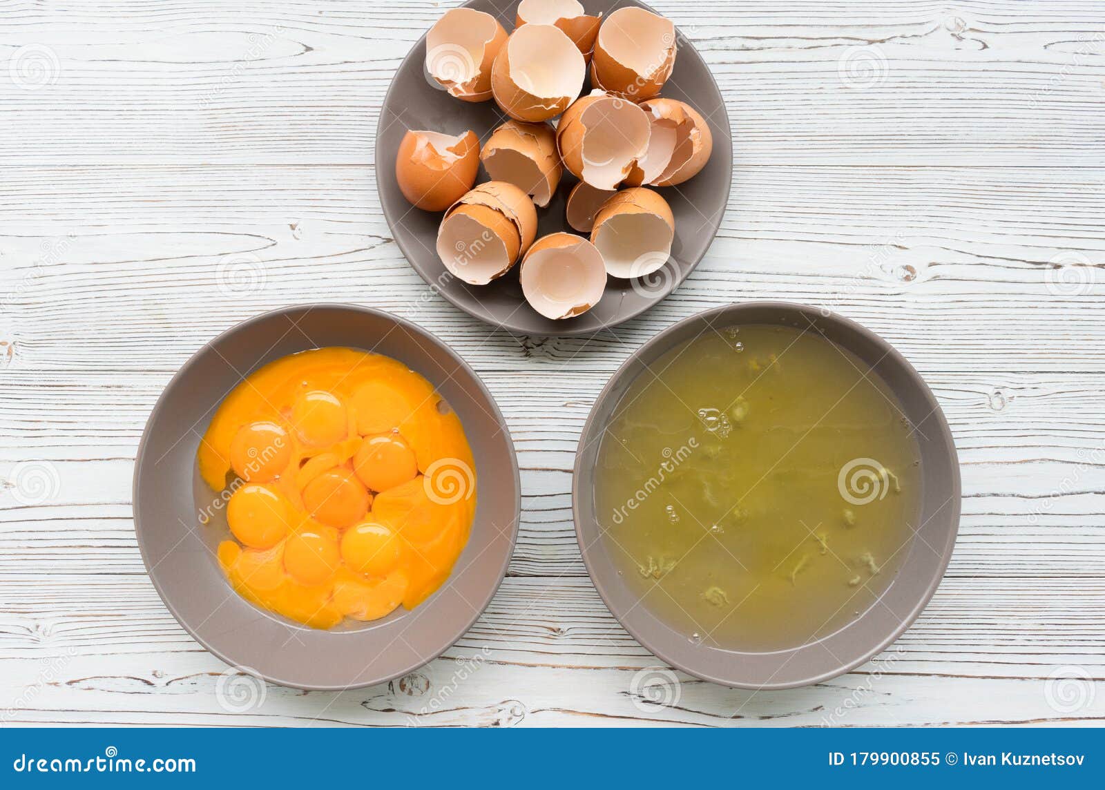 Separated Protein And Yolk Of Chicken Eggs Stock Image Image Of Meal