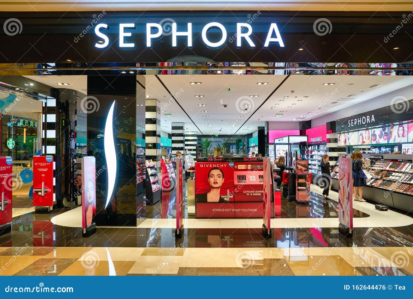 Sephora Perfume and Cosmetics Shop - Paris Editorial Image - Image of  french, luxury: 46028150