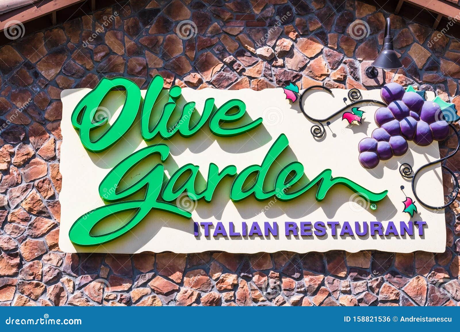 Sept 16 2019 Milpitas Ca Usa Olive Garden Restaurant In