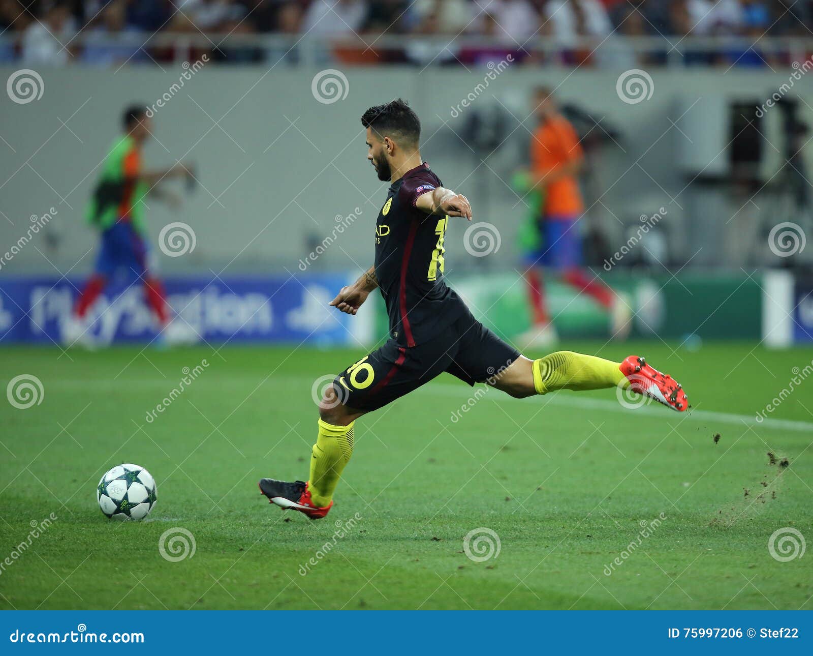 Soccer - UEFA Champions League - Atletico Madrid v Steaua Bucuresti Stock  Photo - Alamy