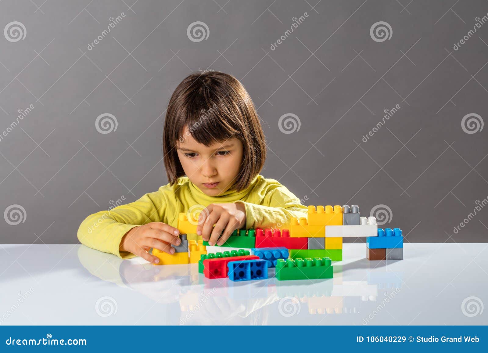 play studio building bricks
