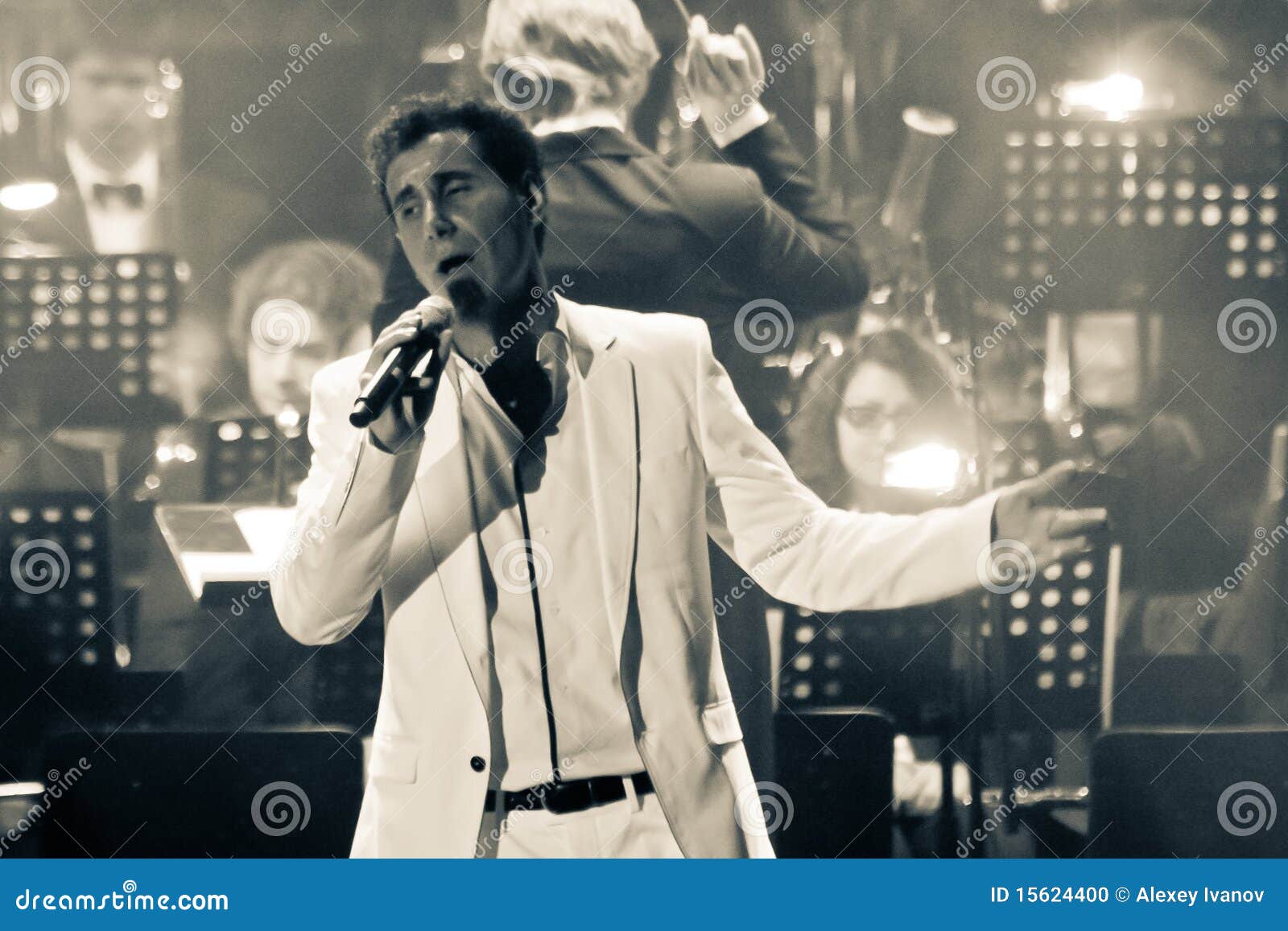 Serj Tankian Редакционное Изображение. Изображение Насчитывающей.