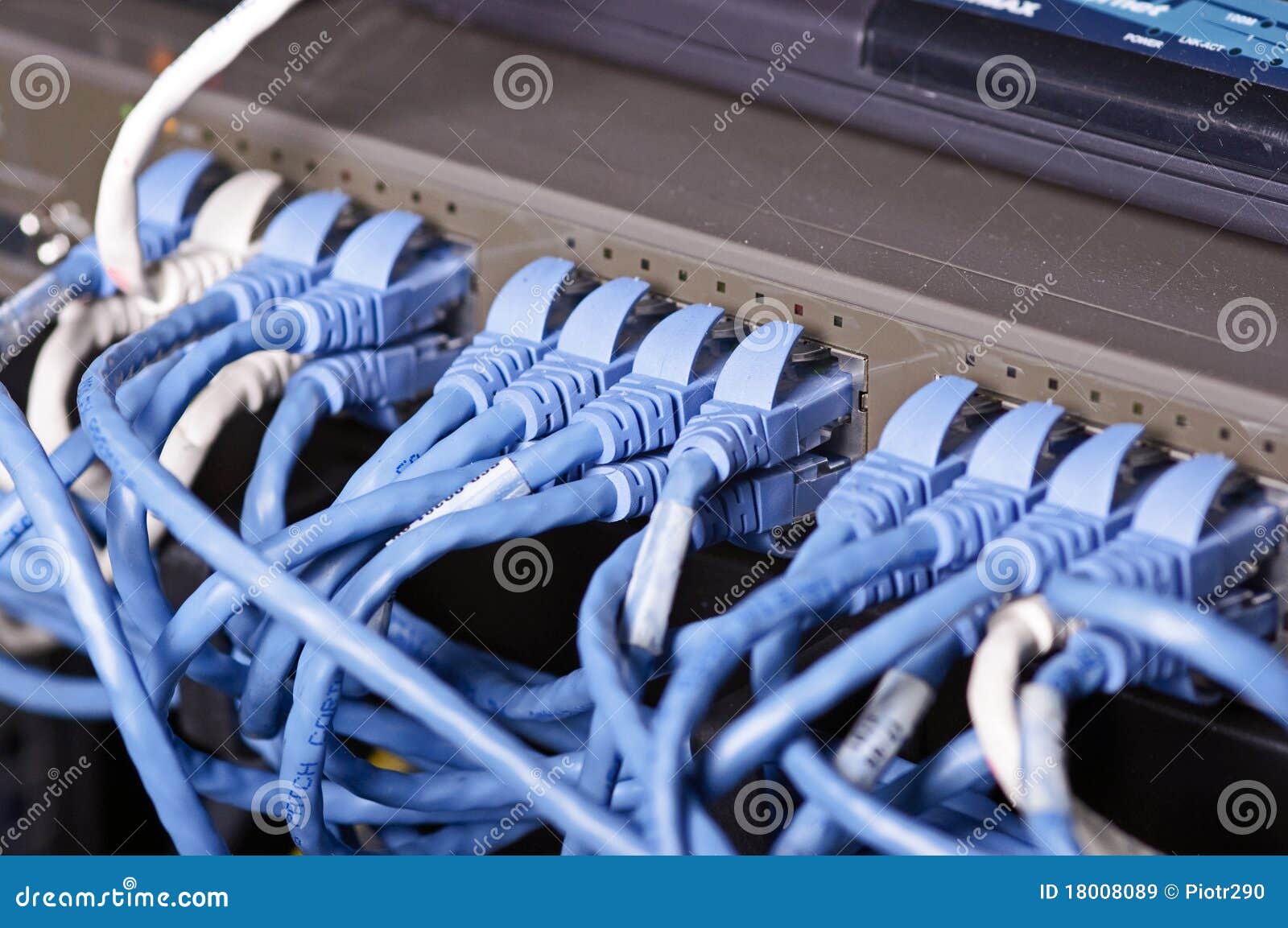 create a wired server for my devices to read create a wired server for my devices to read
