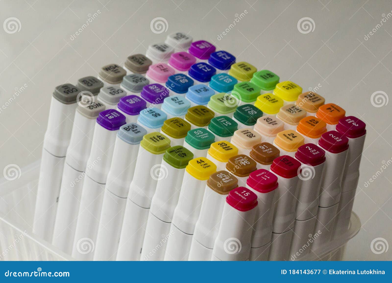 Set of Bright Multi-colored Felt-tip Pens or Markers with Designation of  Numbers and the Name of Color. Photo for Creativity, Stock Image - Image of  green, mark: 184143677