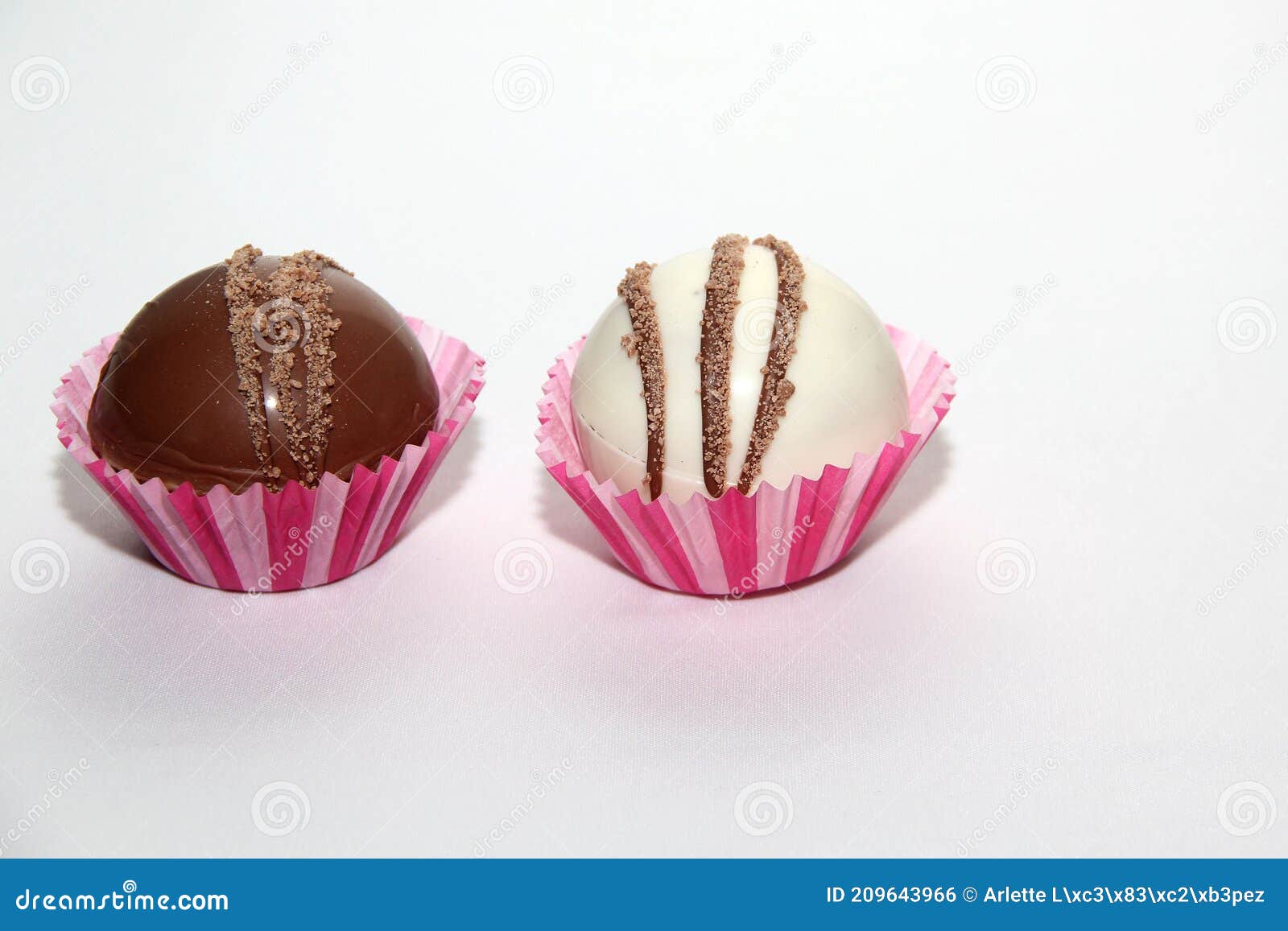 Set of Chocolate Bombs, Marshmallow Filling and White Chocolate on