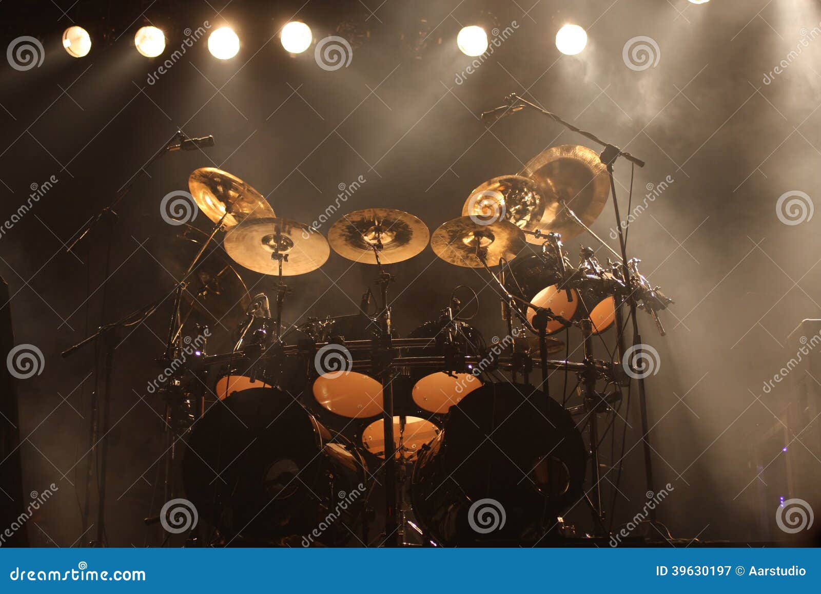 Set of drums on stage stock image. Image of heavy, equipment 39630197