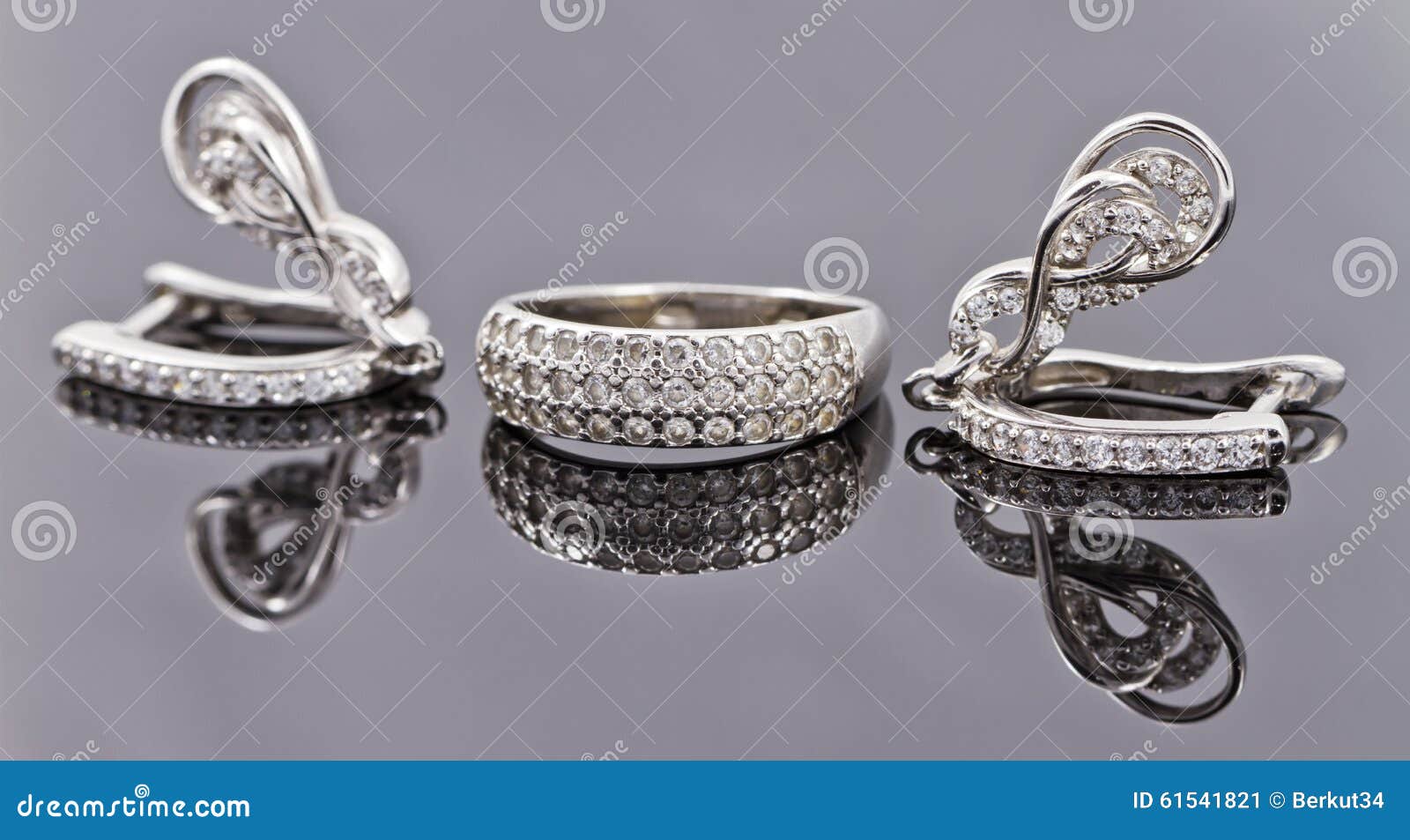 A Set of Fine Silver Jewelry Stock Image Image of jewellery