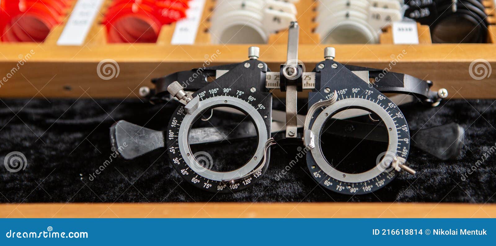 A Set of Test Eyeglass Lenses. Means for Diagnostics and Correction of