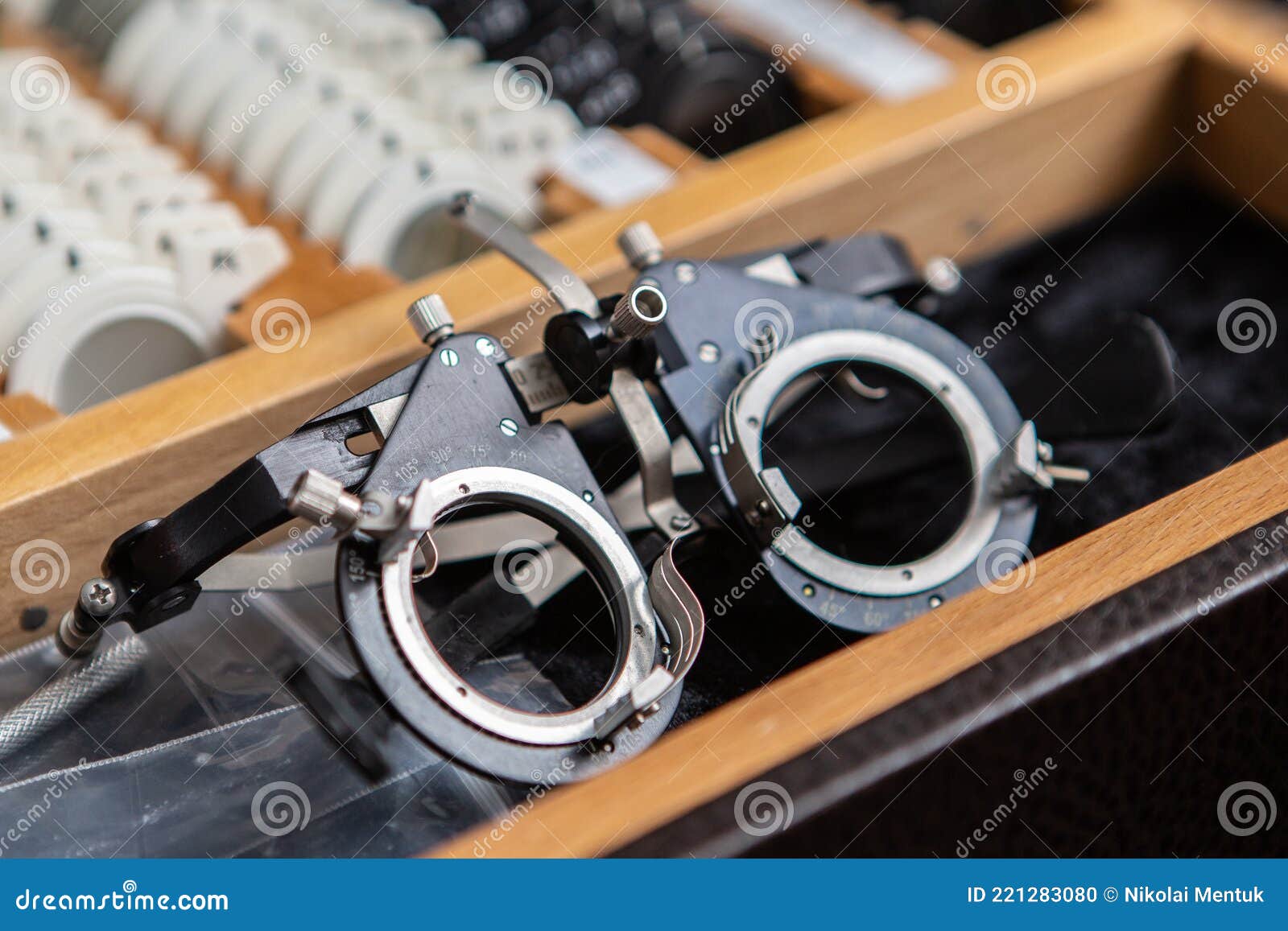 A Set of Test Eyeglass Lenses. Means for Diagnostics and Correction of