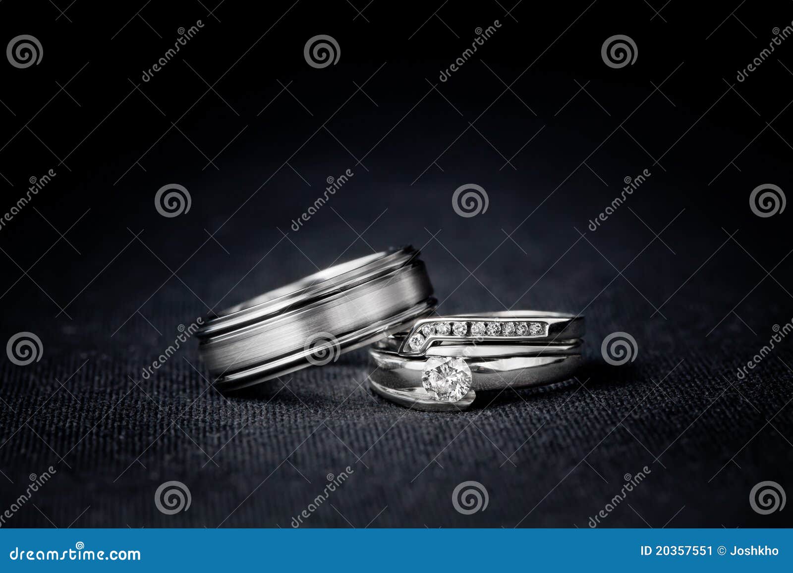 Set of Wedding Rings stock image. Image of luxury, golden 20357551
