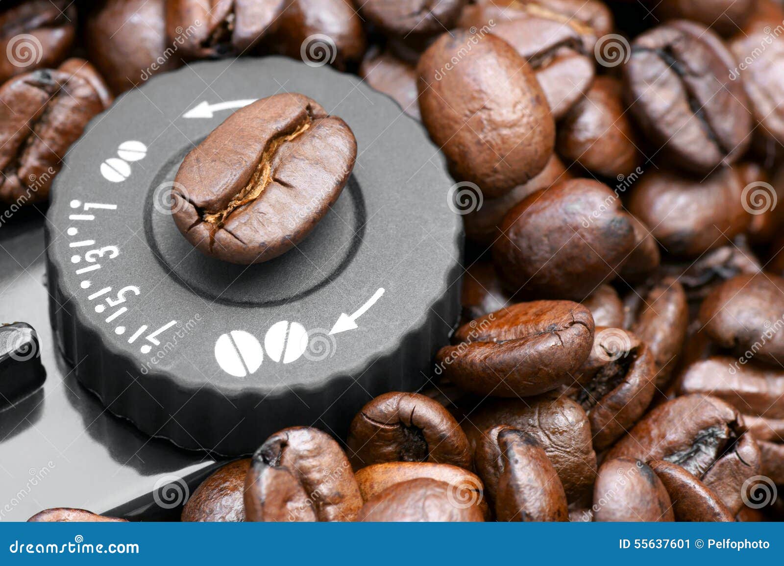 setting grind coffee.